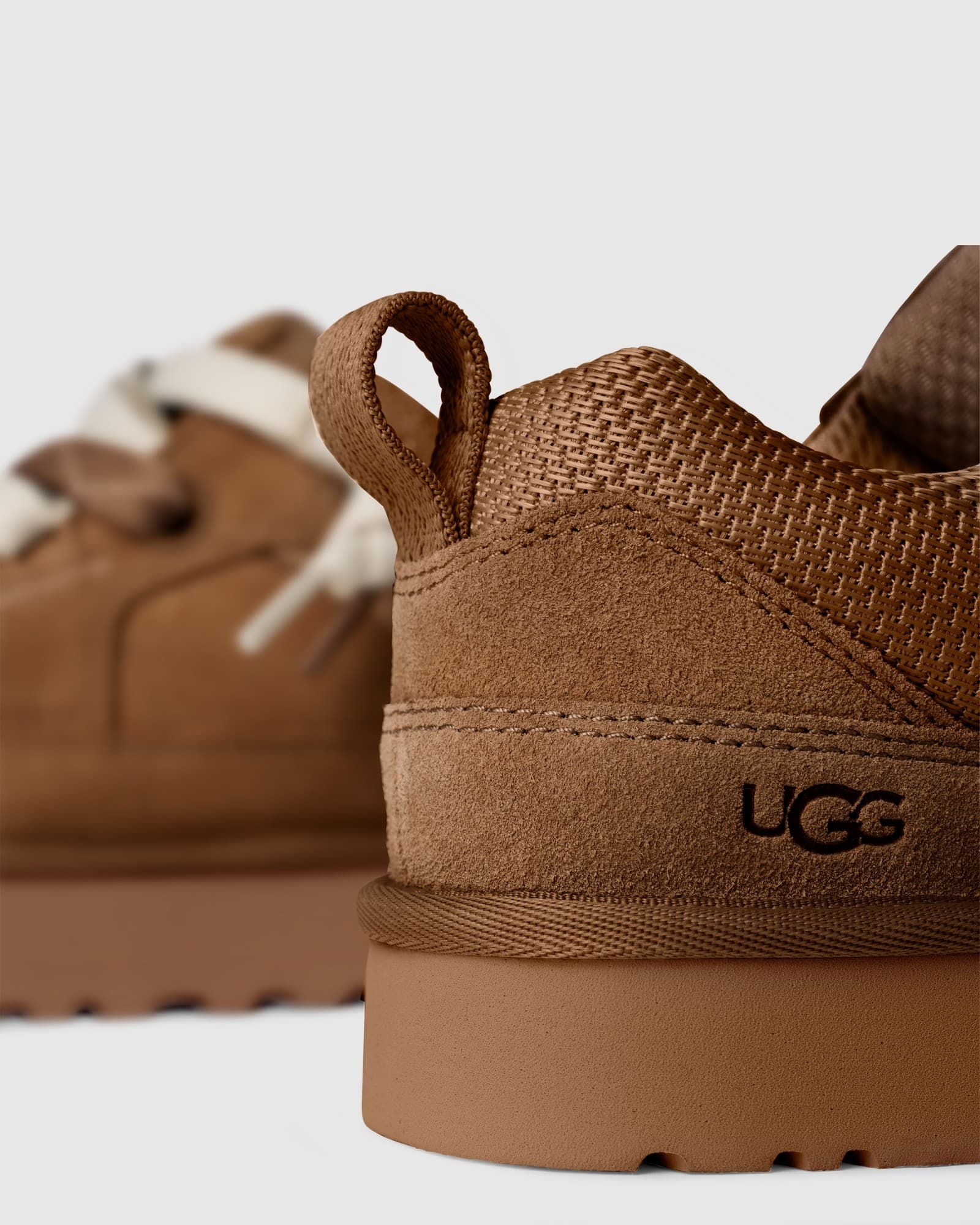 UGG Lo Lowmel Sneakers Donna Avorio in Suede e Mesh