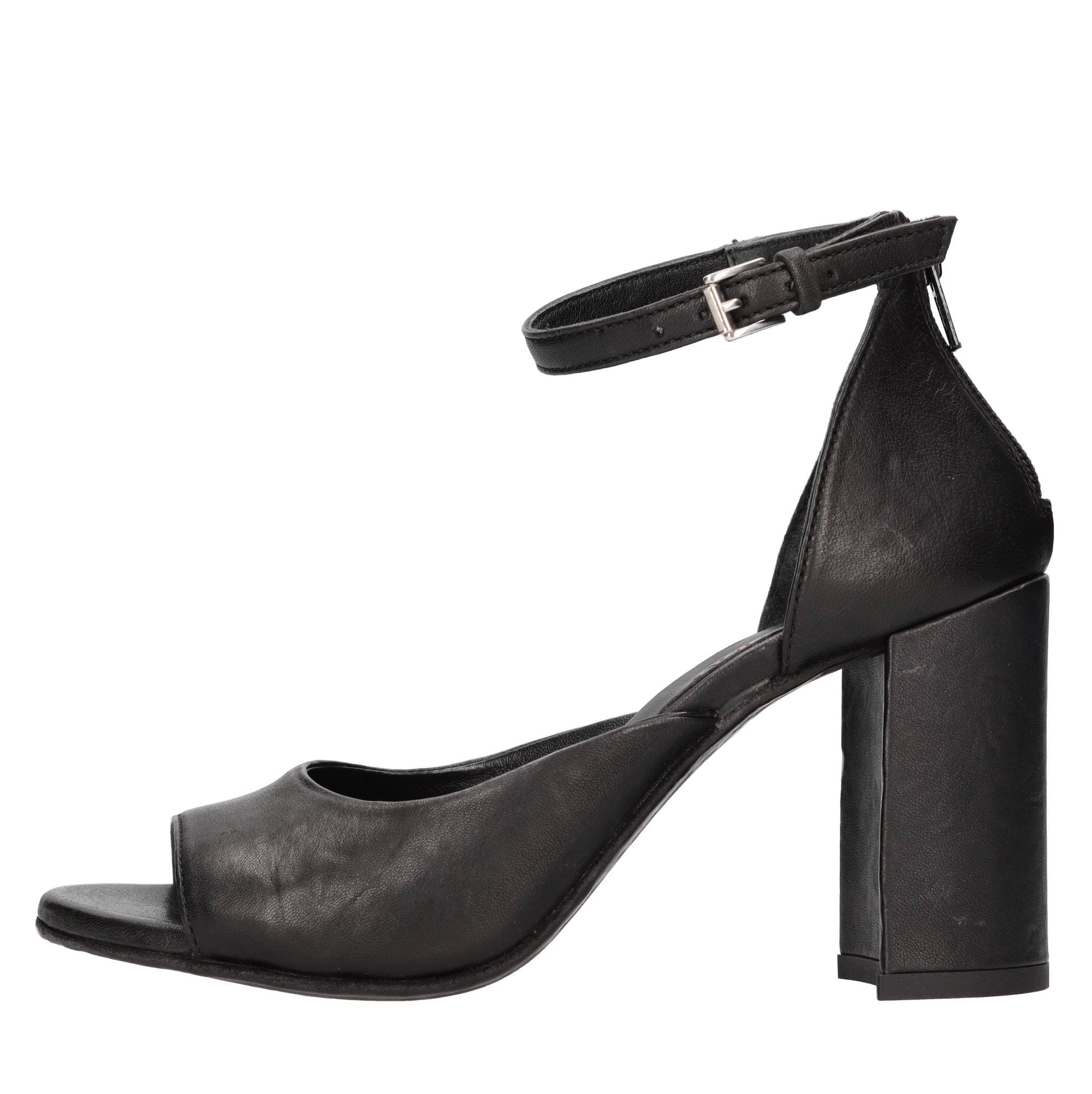 DUCANERO Sandals