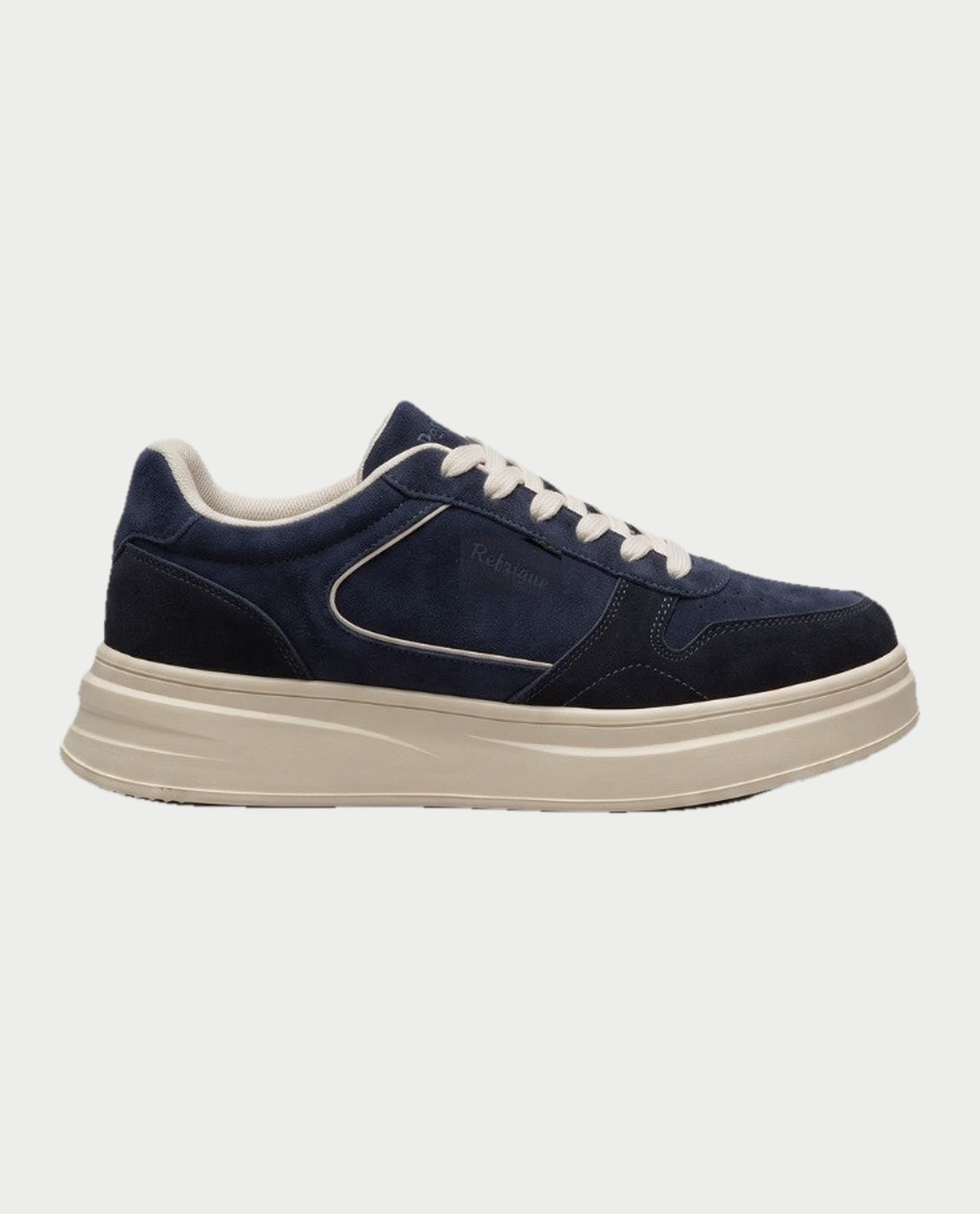 Refrigue Sneakers