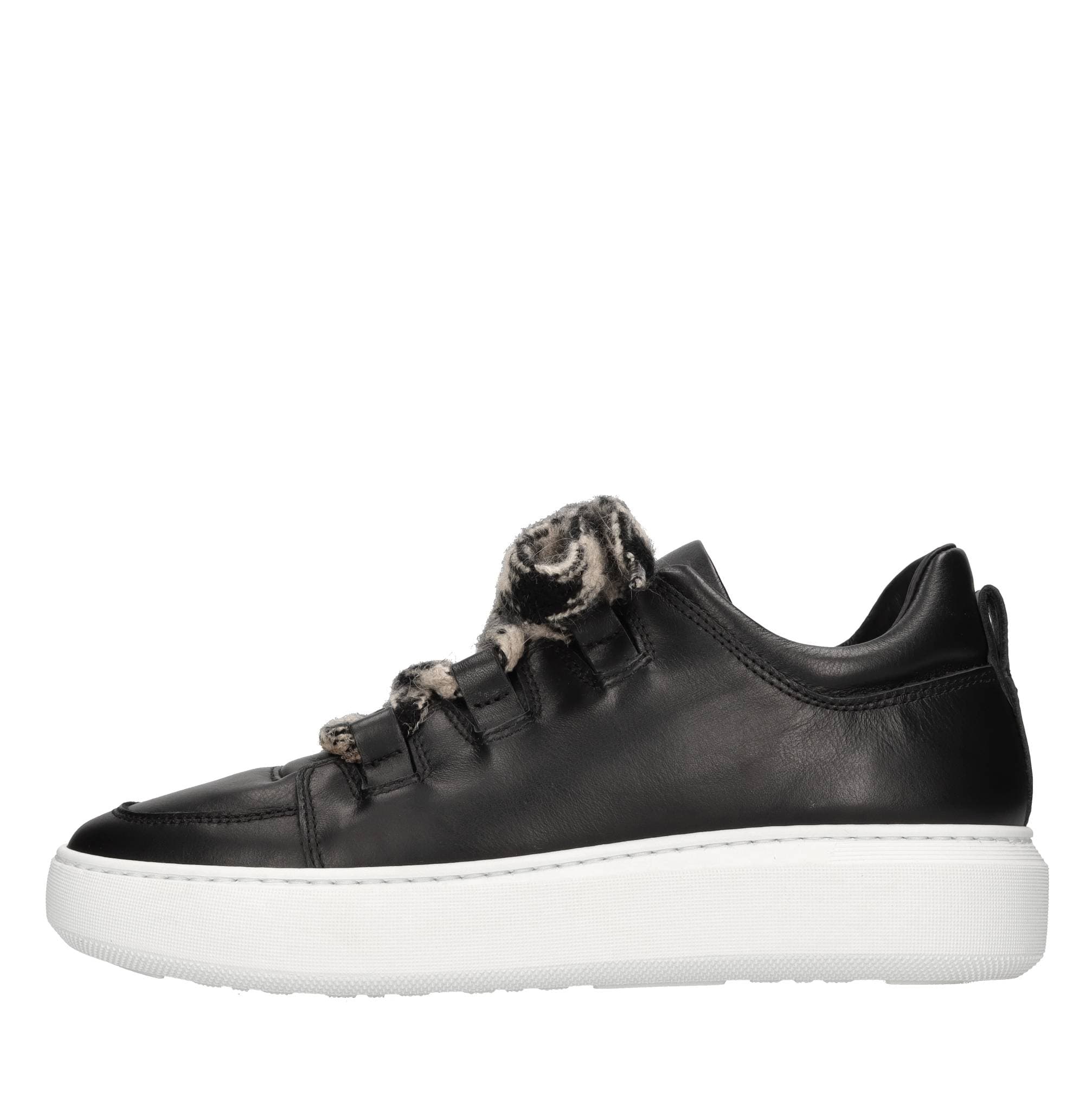 Stokton Sneakers