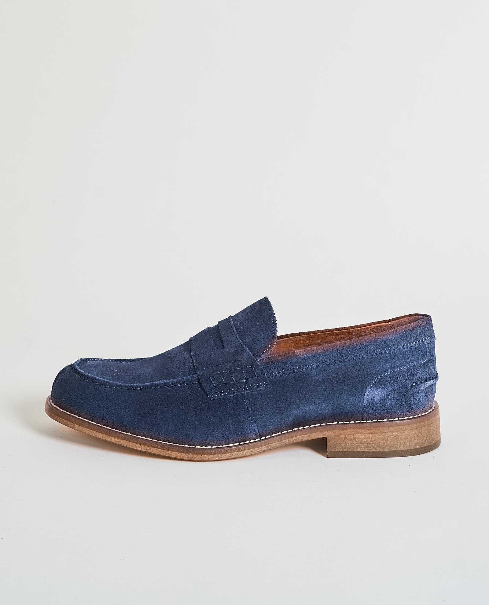 EXTON Flat shoes