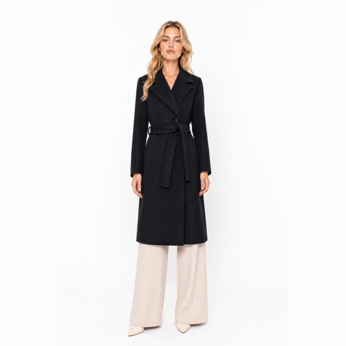 WEEKEND MAX MARA Coats