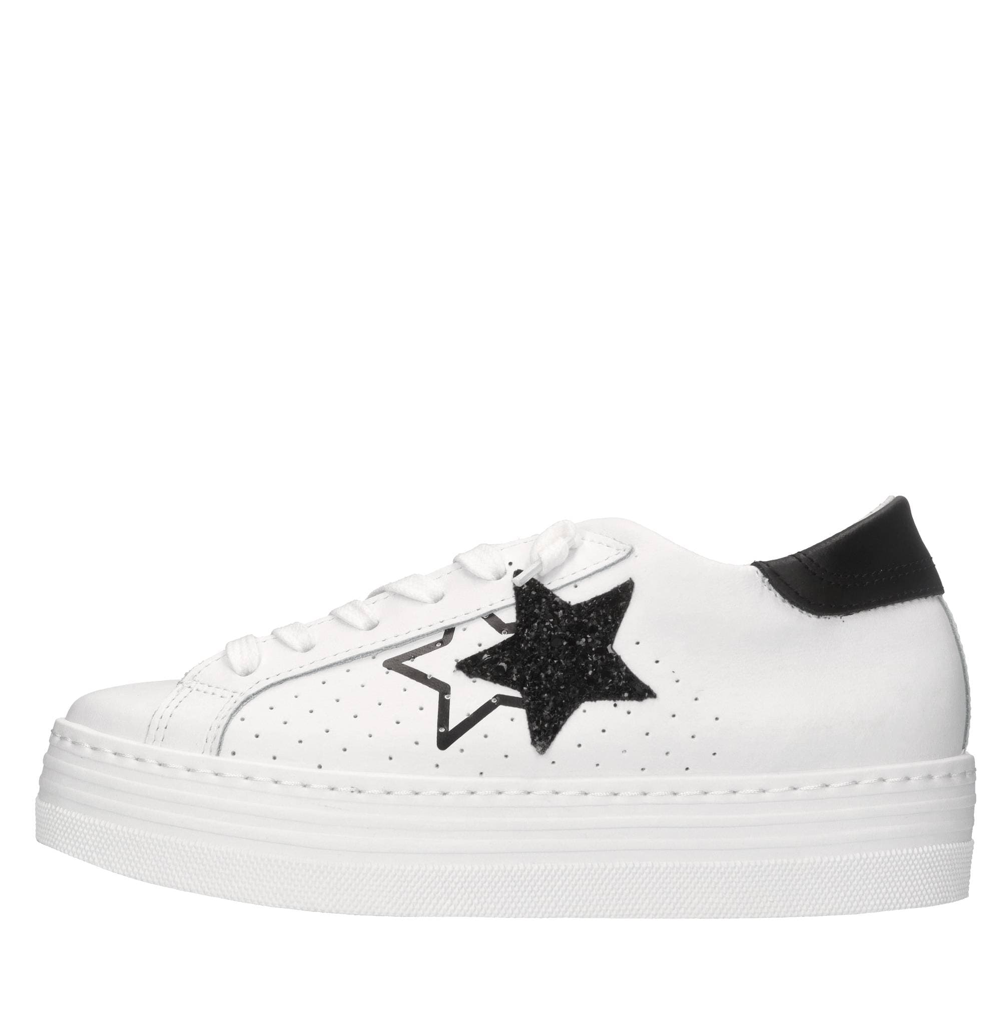 TWO STARS Sneakers