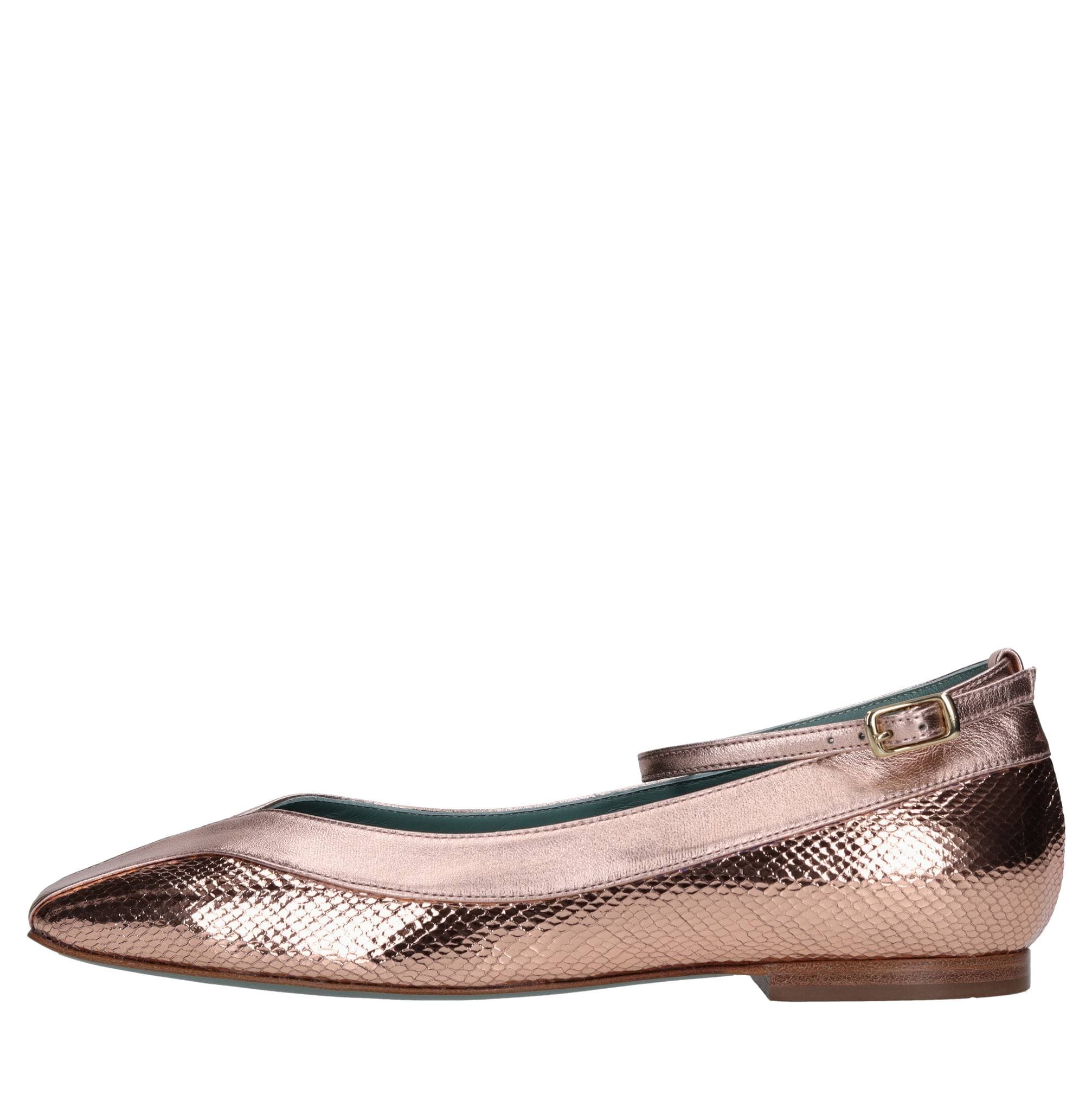 Paola D'Arcano Flat shoes