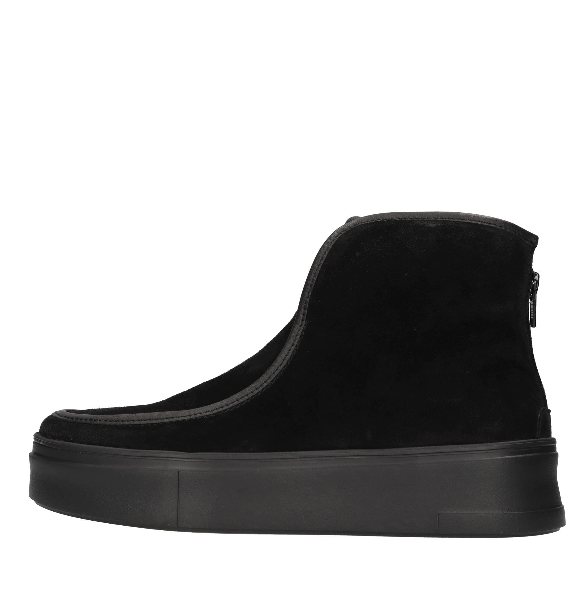 Frau Boots