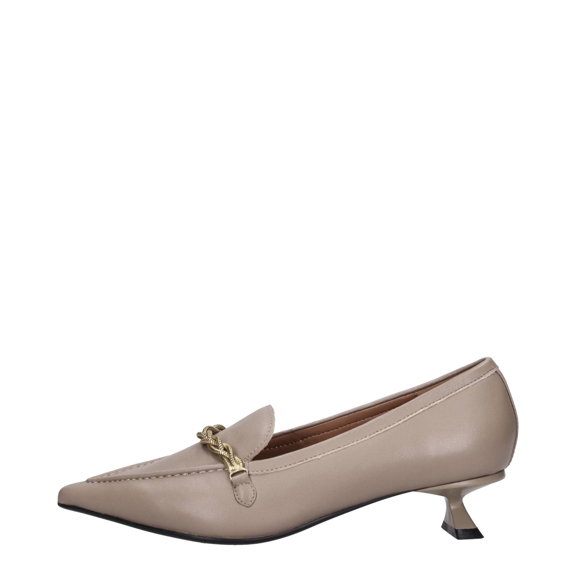 Emanuelle Vee With Heel