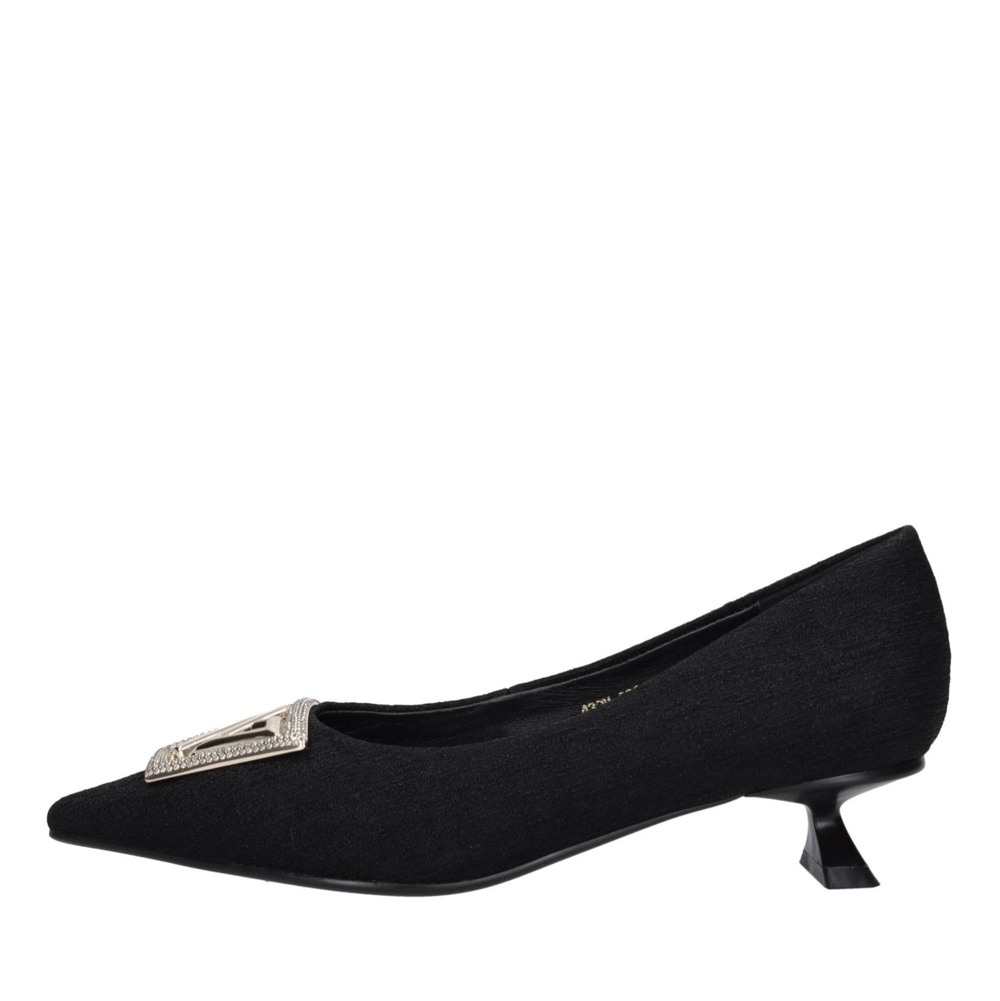 Emanuelle Vee With Heel