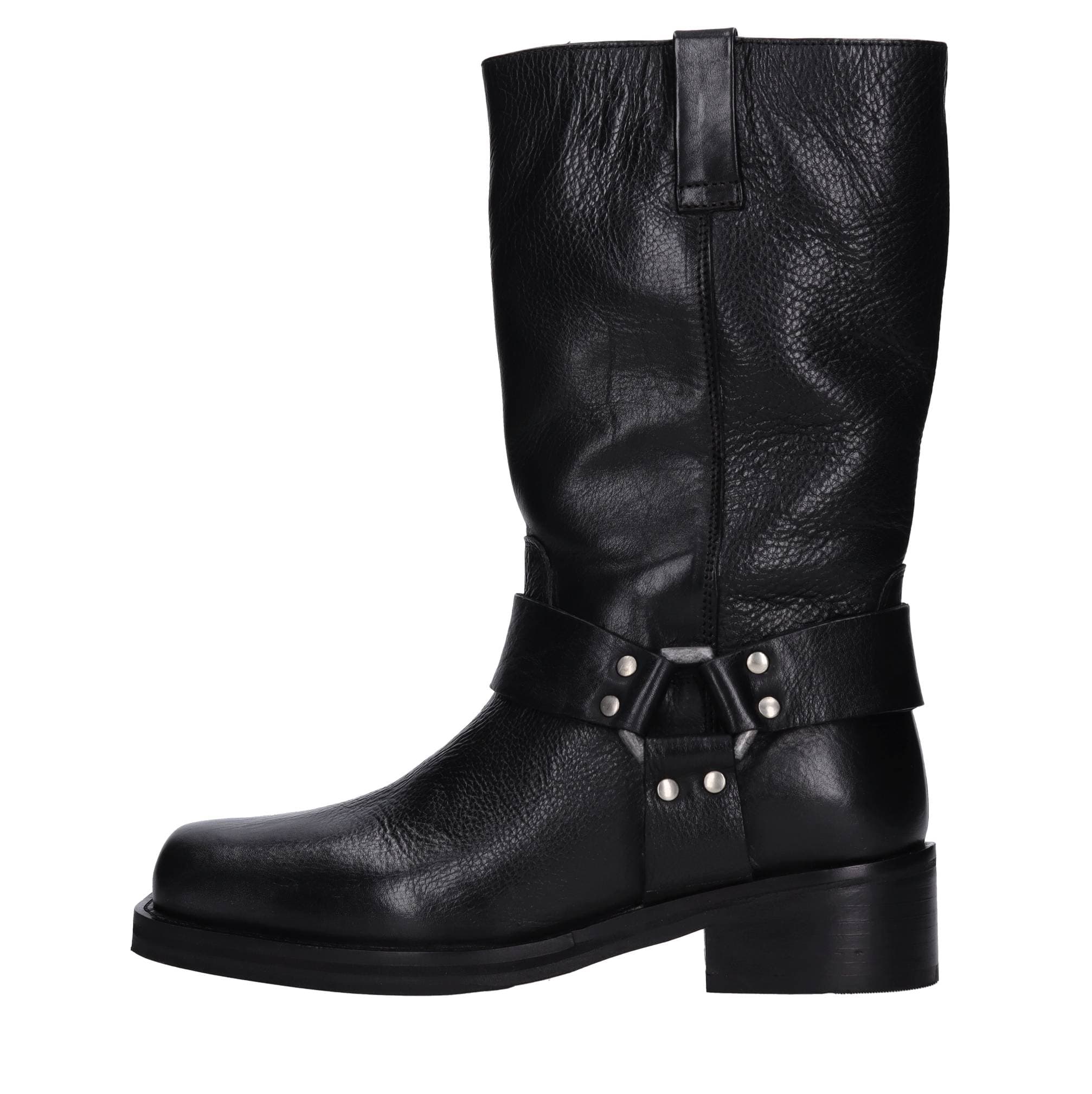 Emanuelle Vee Boots