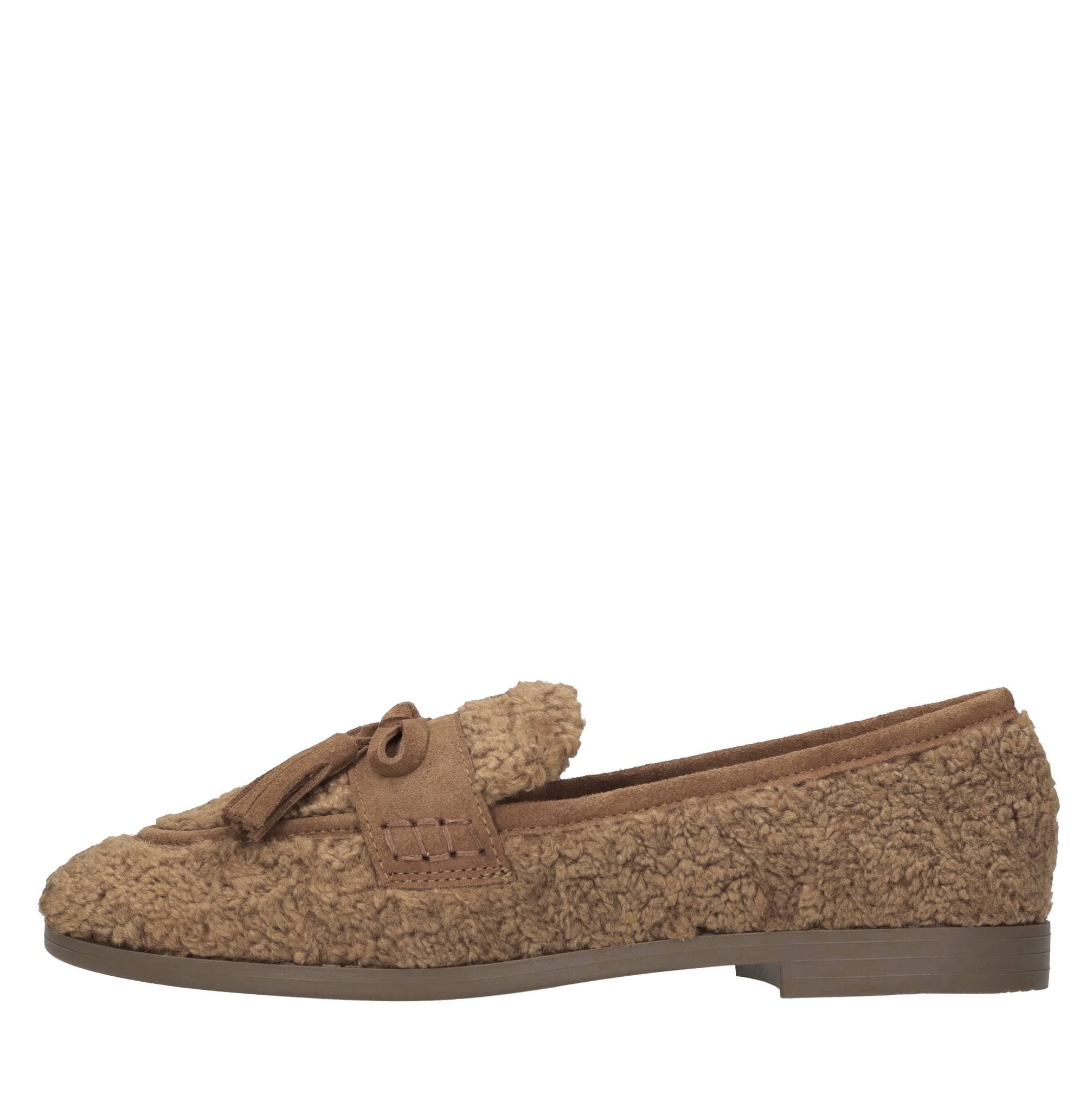 Emanuelle Vee Flat shoes