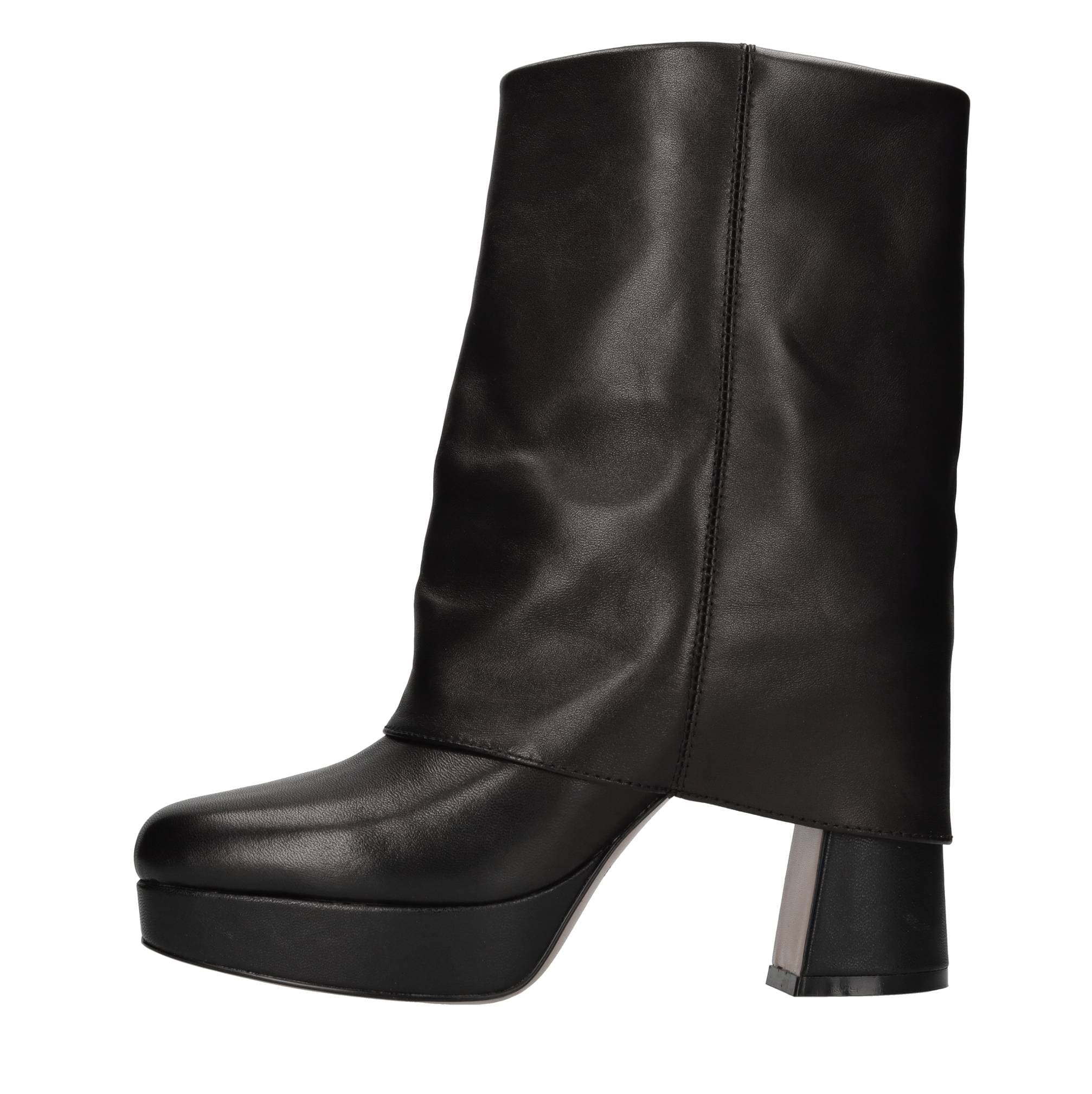 Emanuelle Vee Boots
