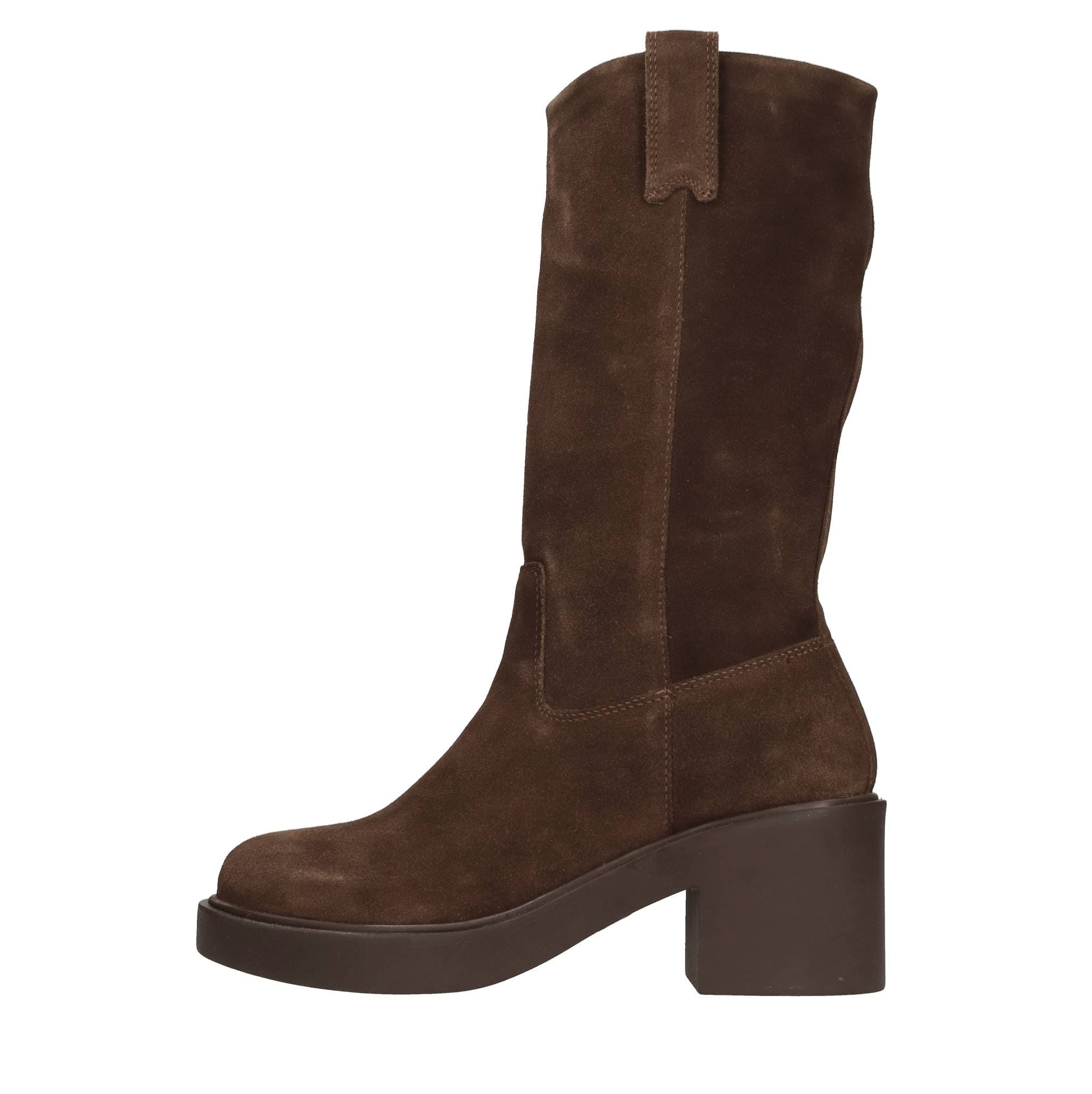 Emanuelle Vee Boots