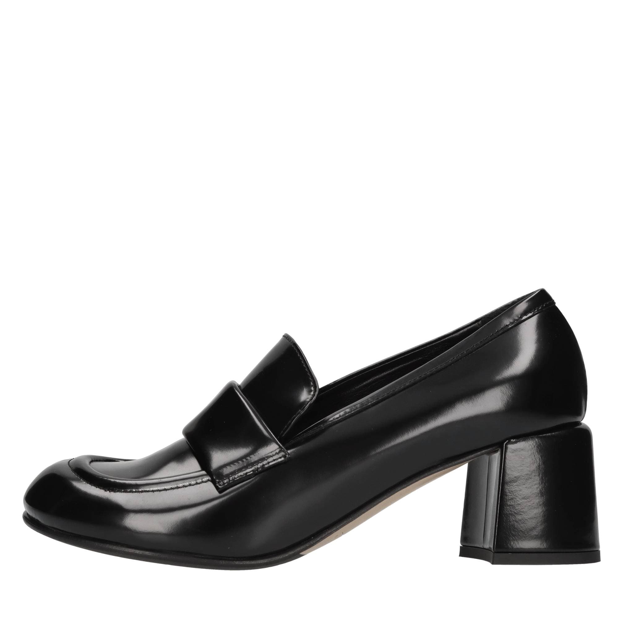 LORENA PAGGI Flat shoes