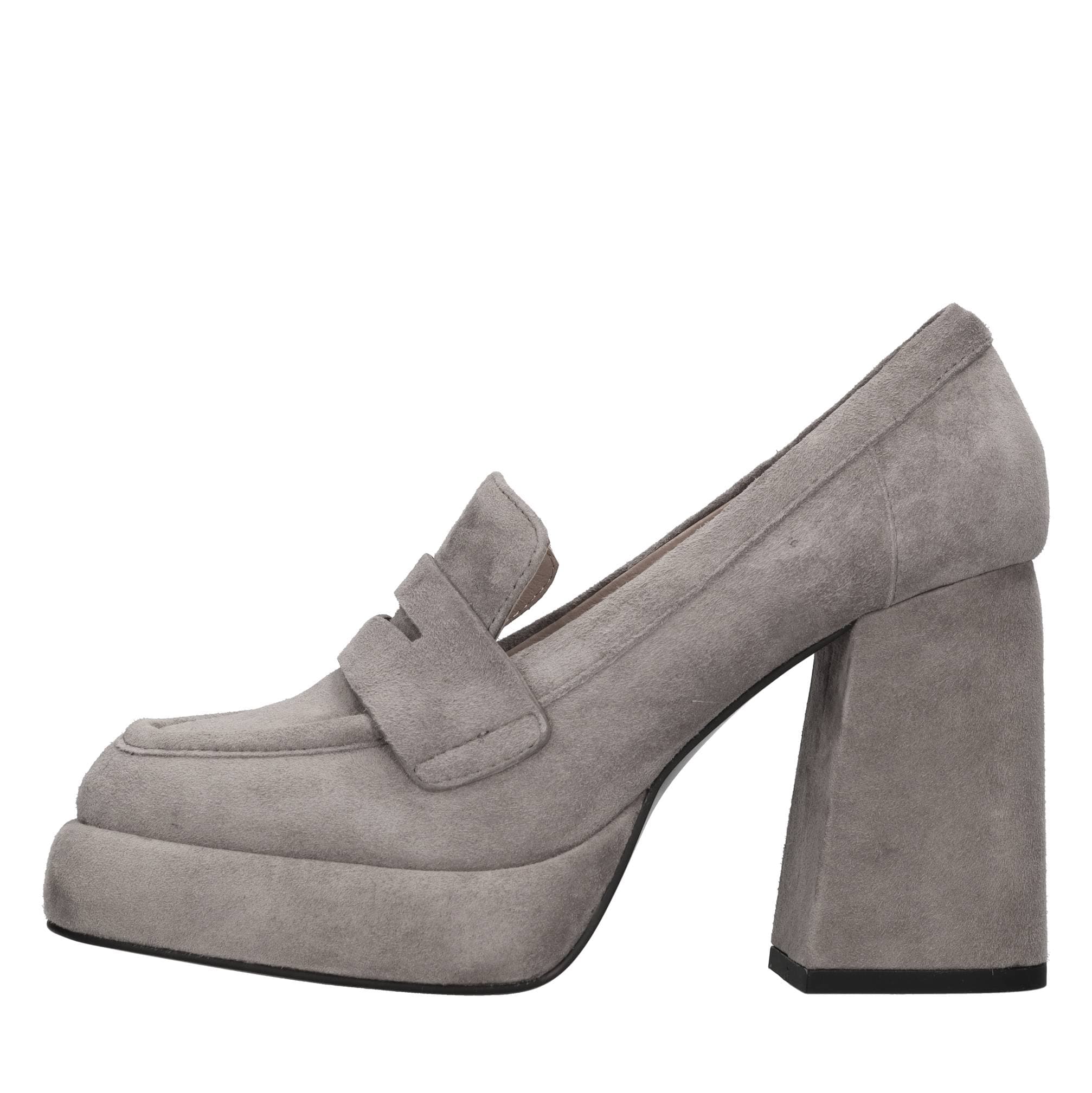 BIBI LOU Flat shoes