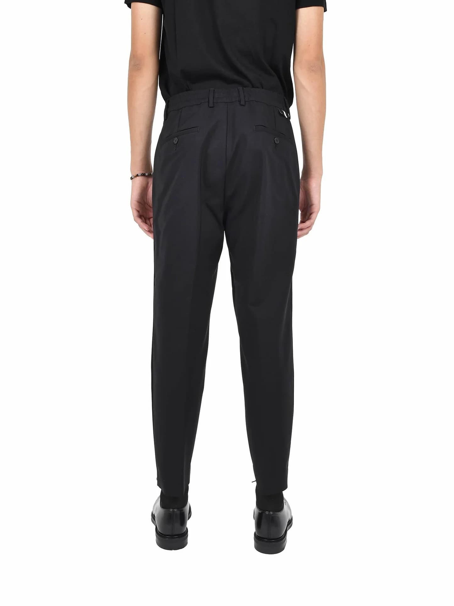 Low Brand Pantaloni Uomo Neri Carrot Fit con Doppia Pinces