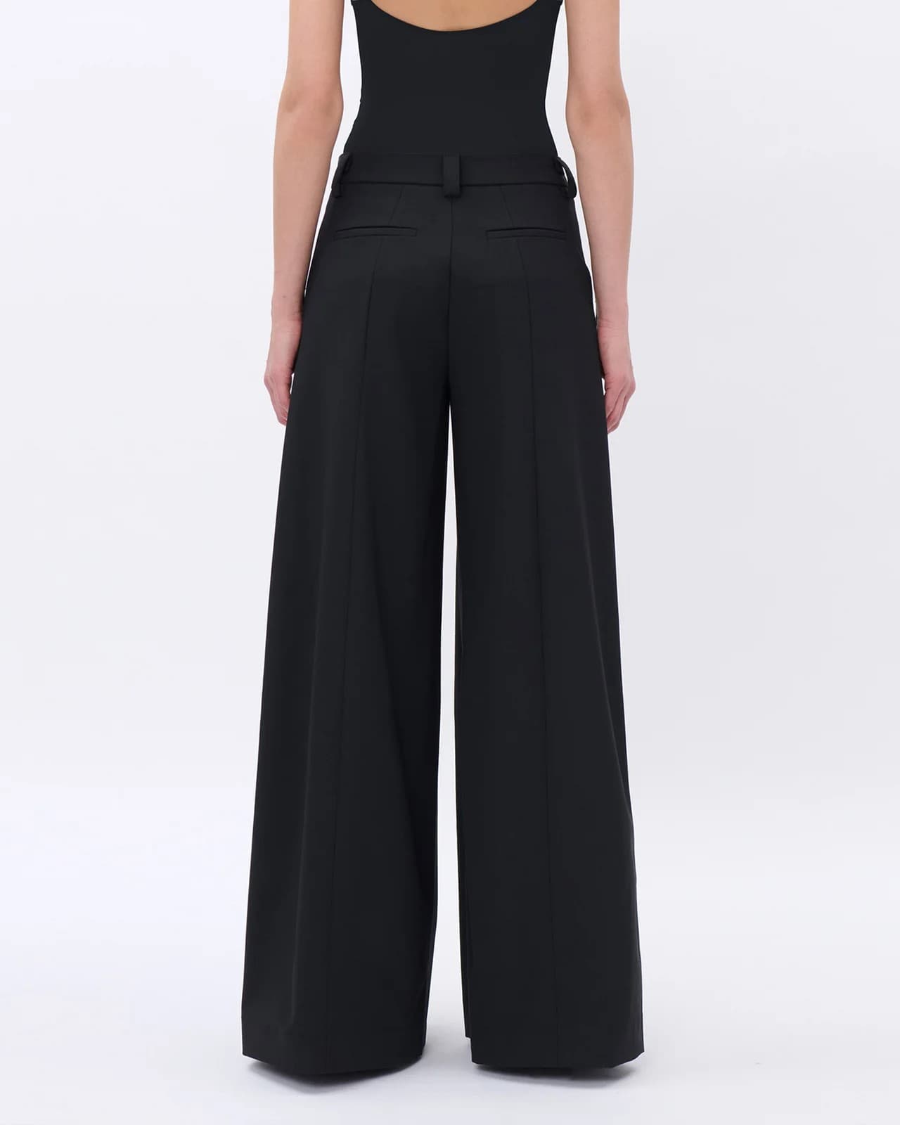 THE LATEST Pantalone