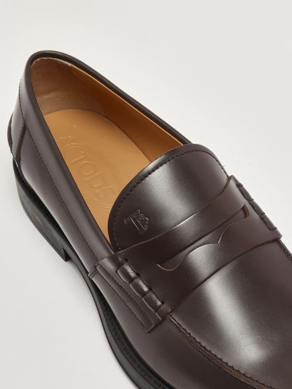 Tod’s T Timeless Mocassini Uomo in Pelle Nera – XXM75L0JN80LYG-B999