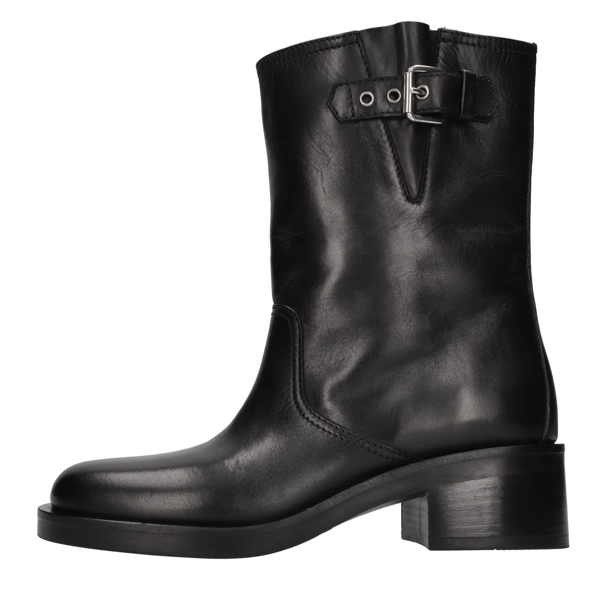 Strategia Boots