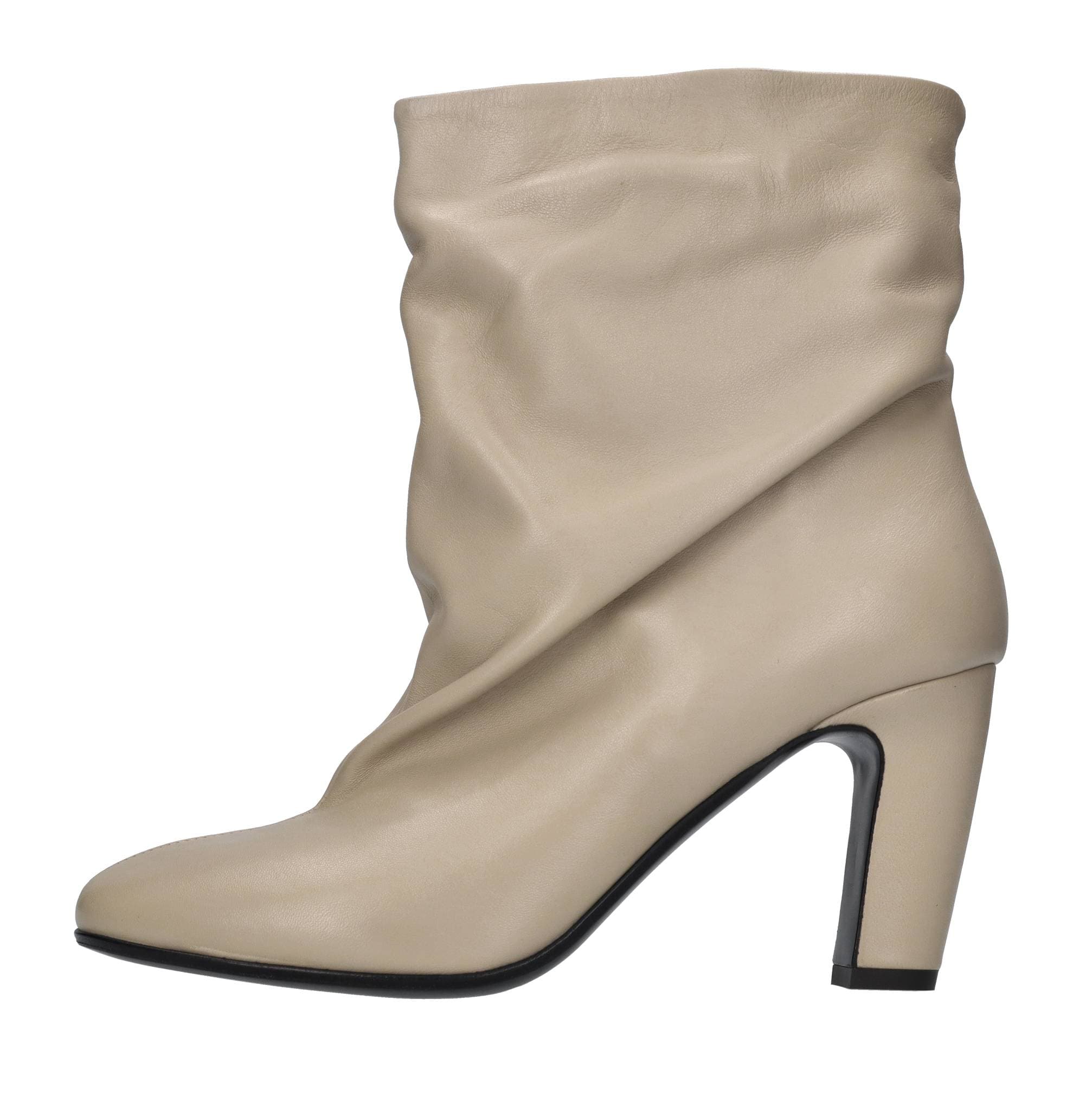 Strategia Boots