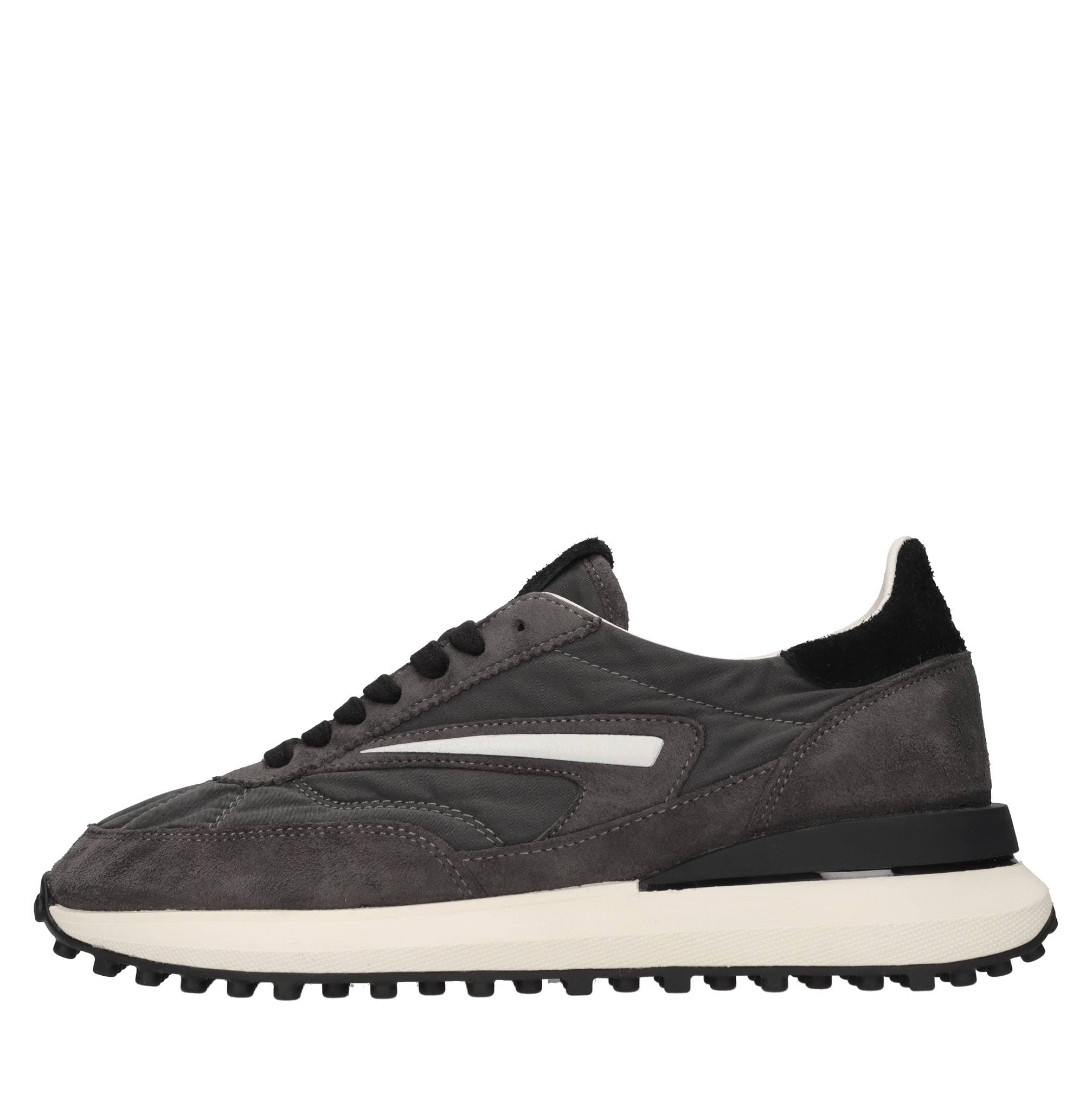 D.A.T.E. Sneakers