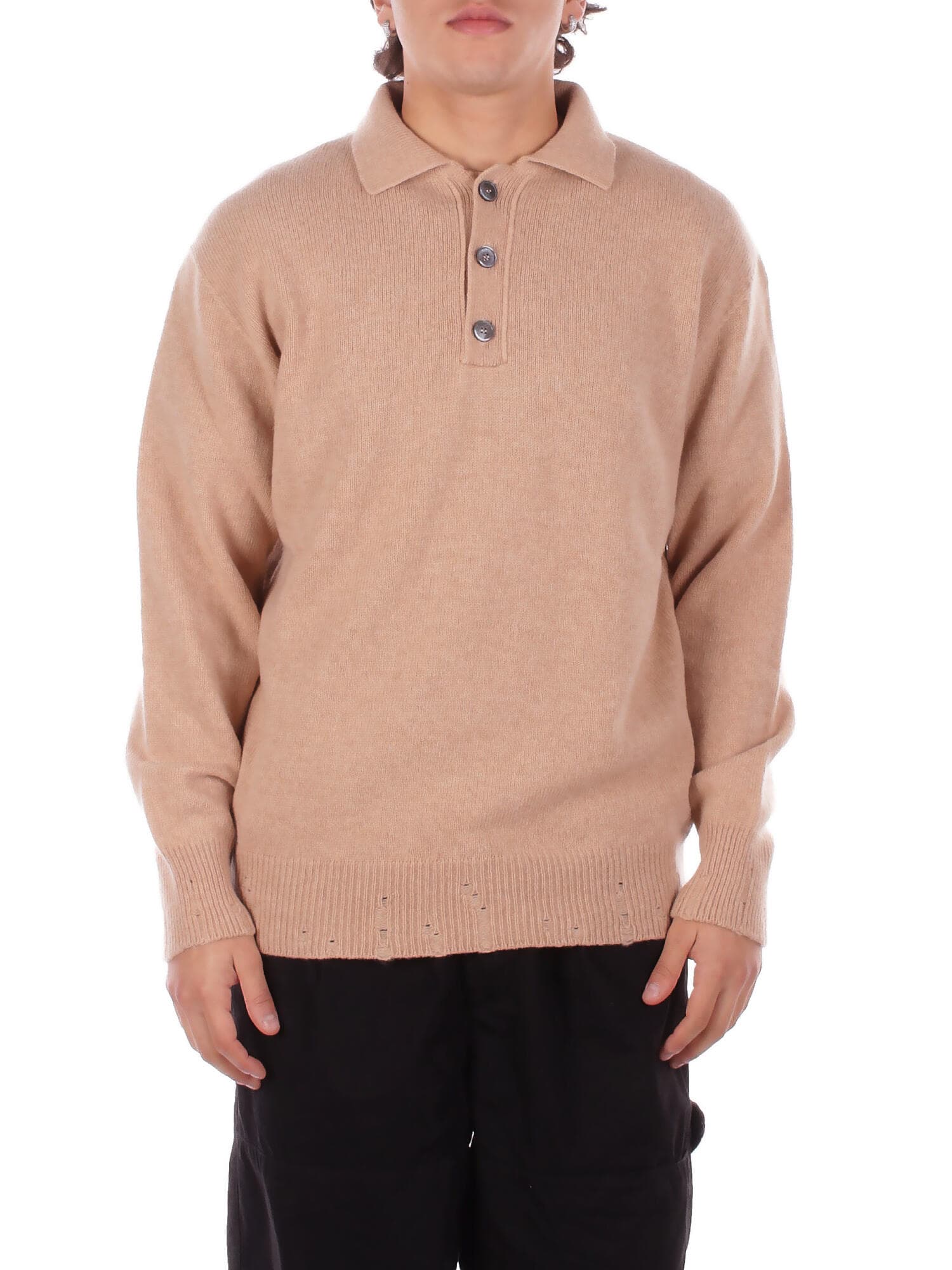 Amaranto Sweaters