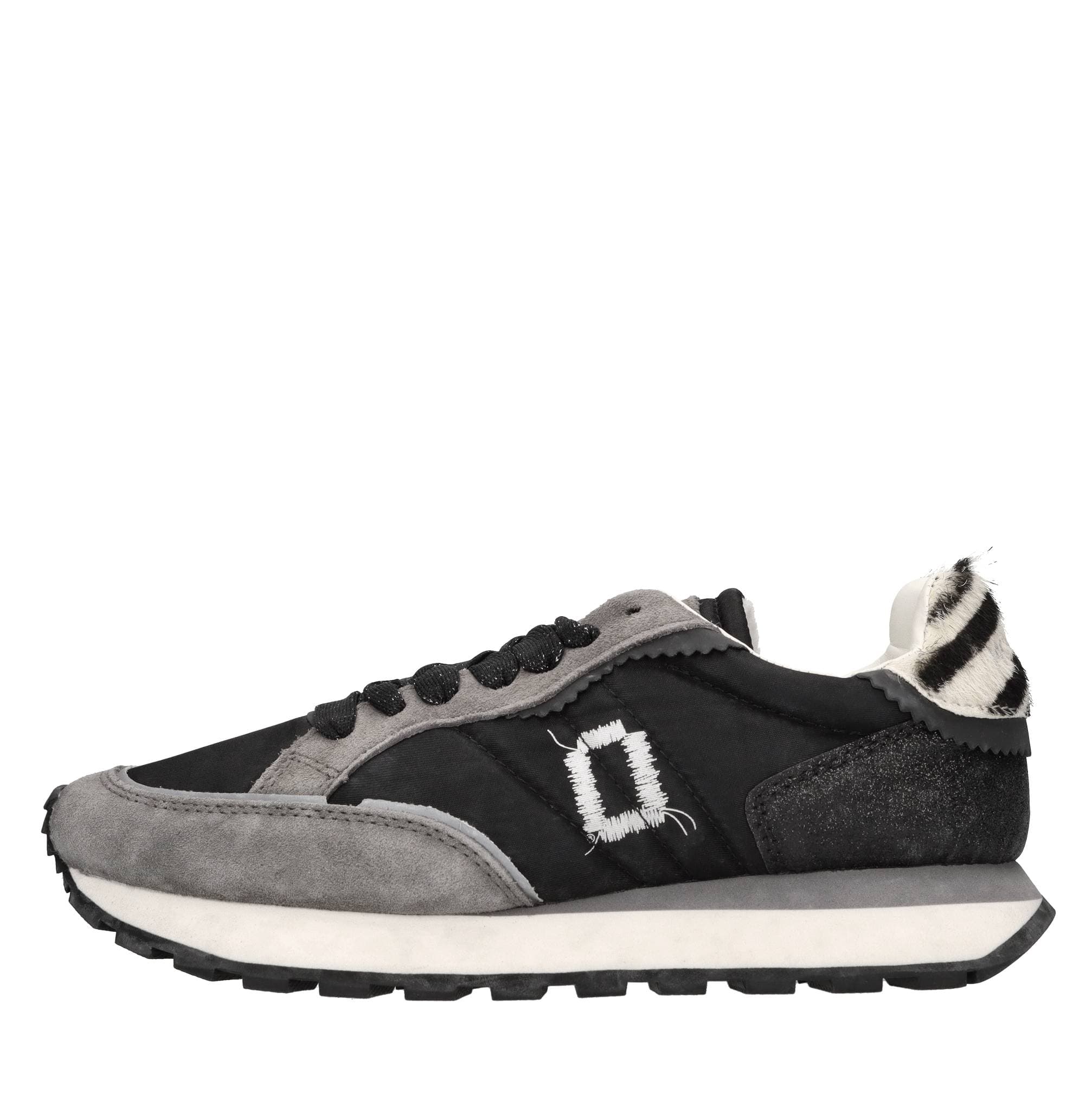 MONOWAY Sneakers