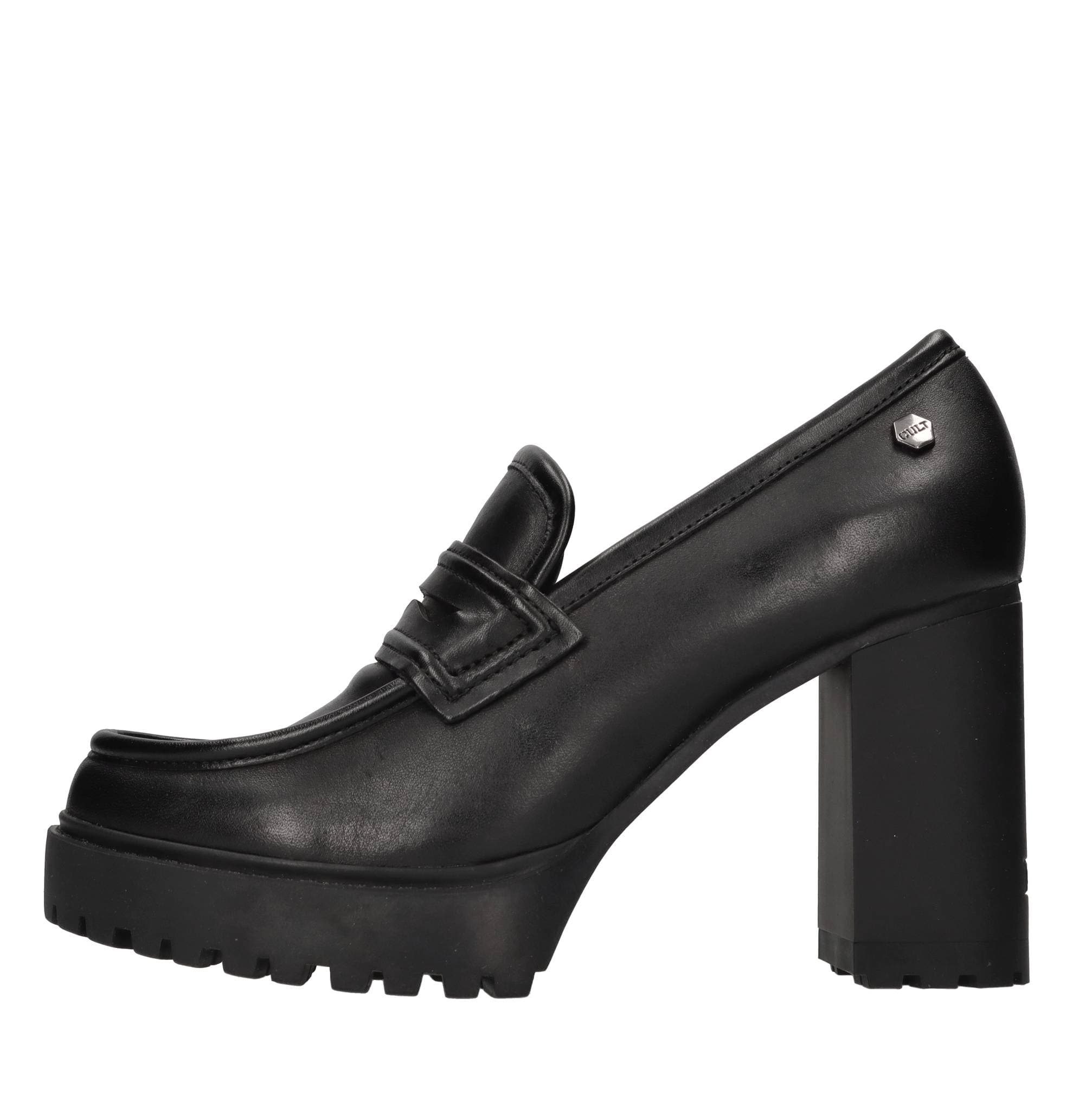 CULT Flat shoes