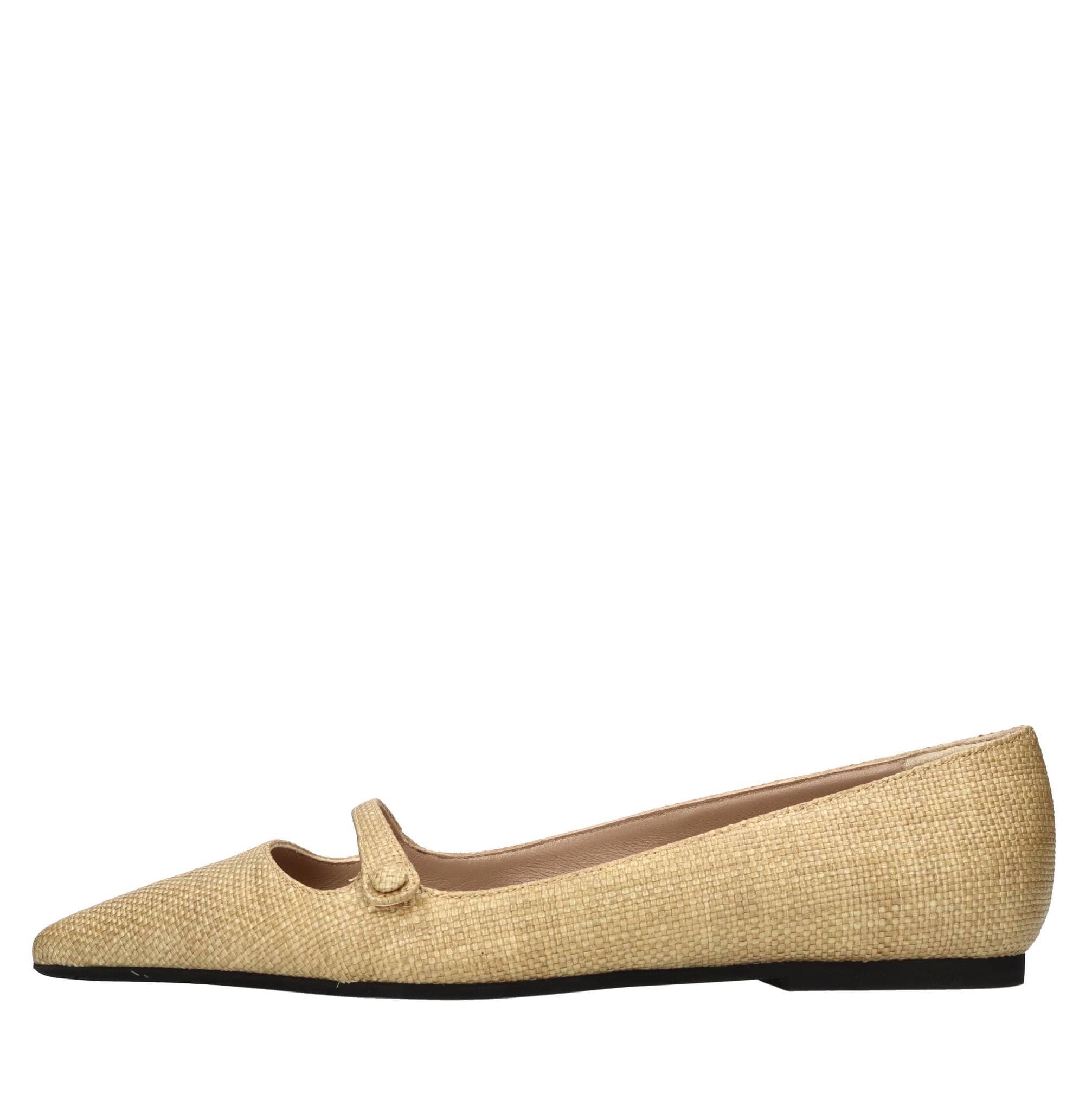 N°21 Flat shoes