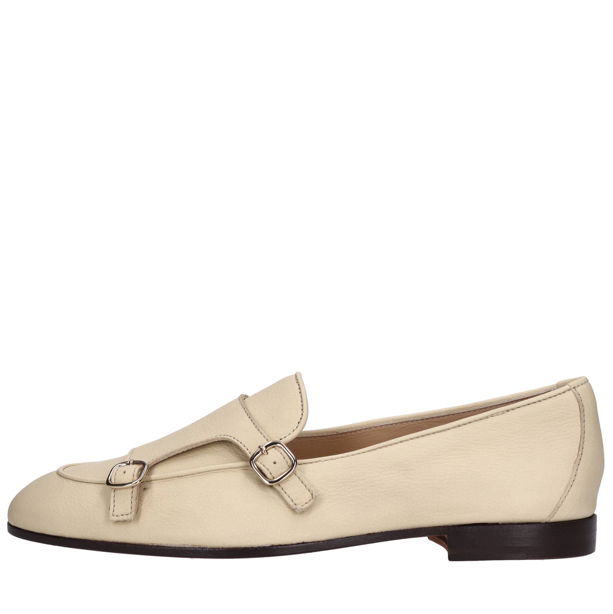 Doucal's Flat shoes