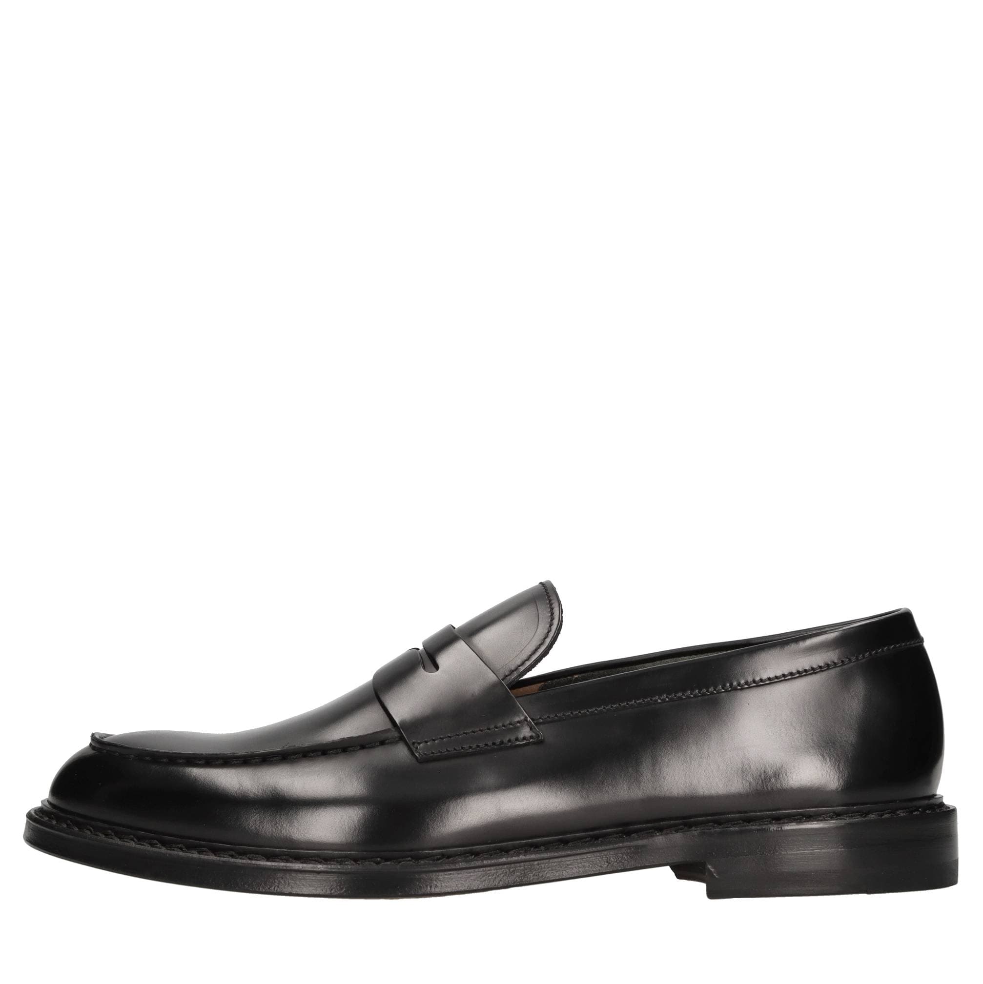 Doucal's Flat shoes