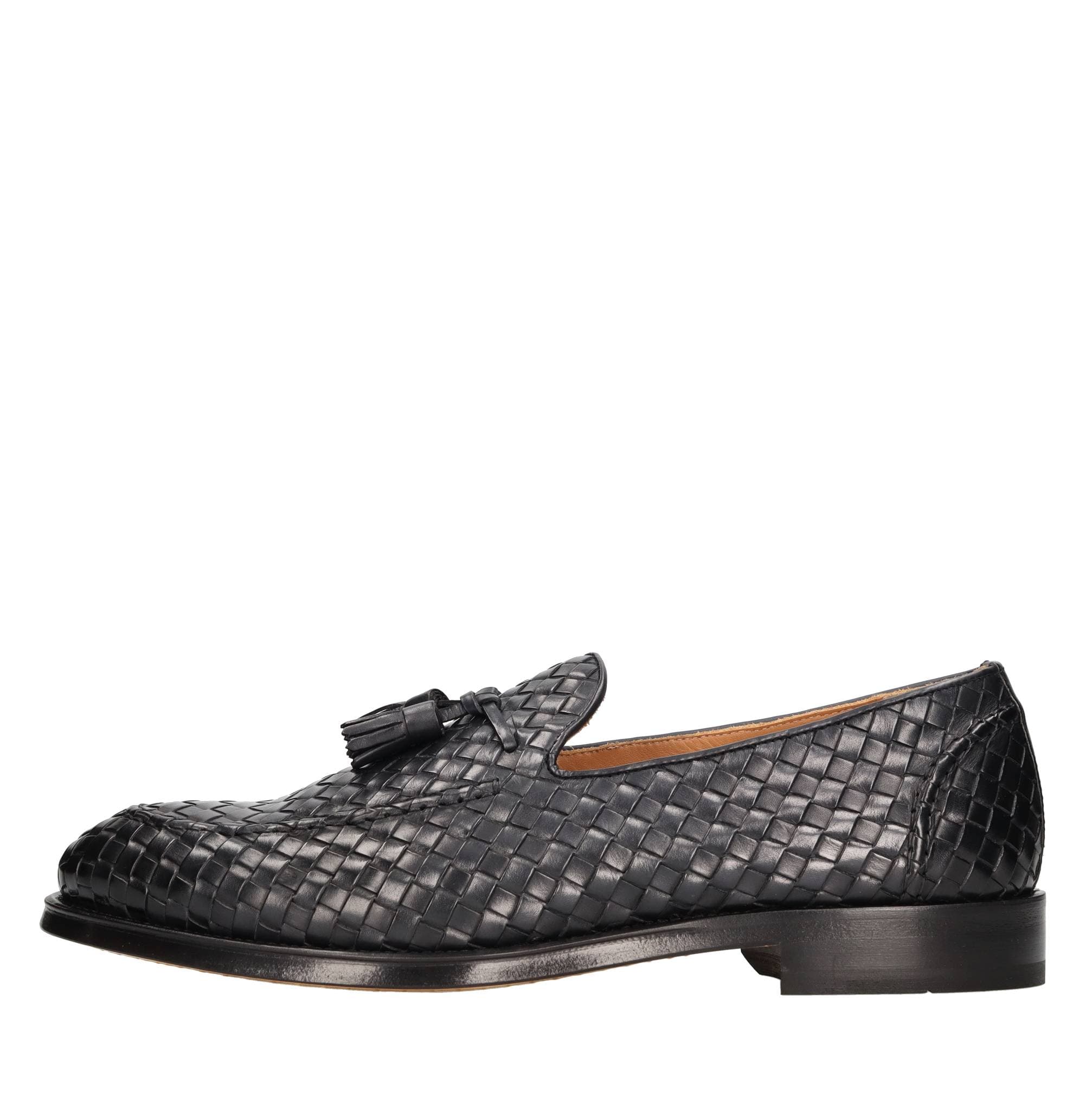 Doucal's Flat shoes