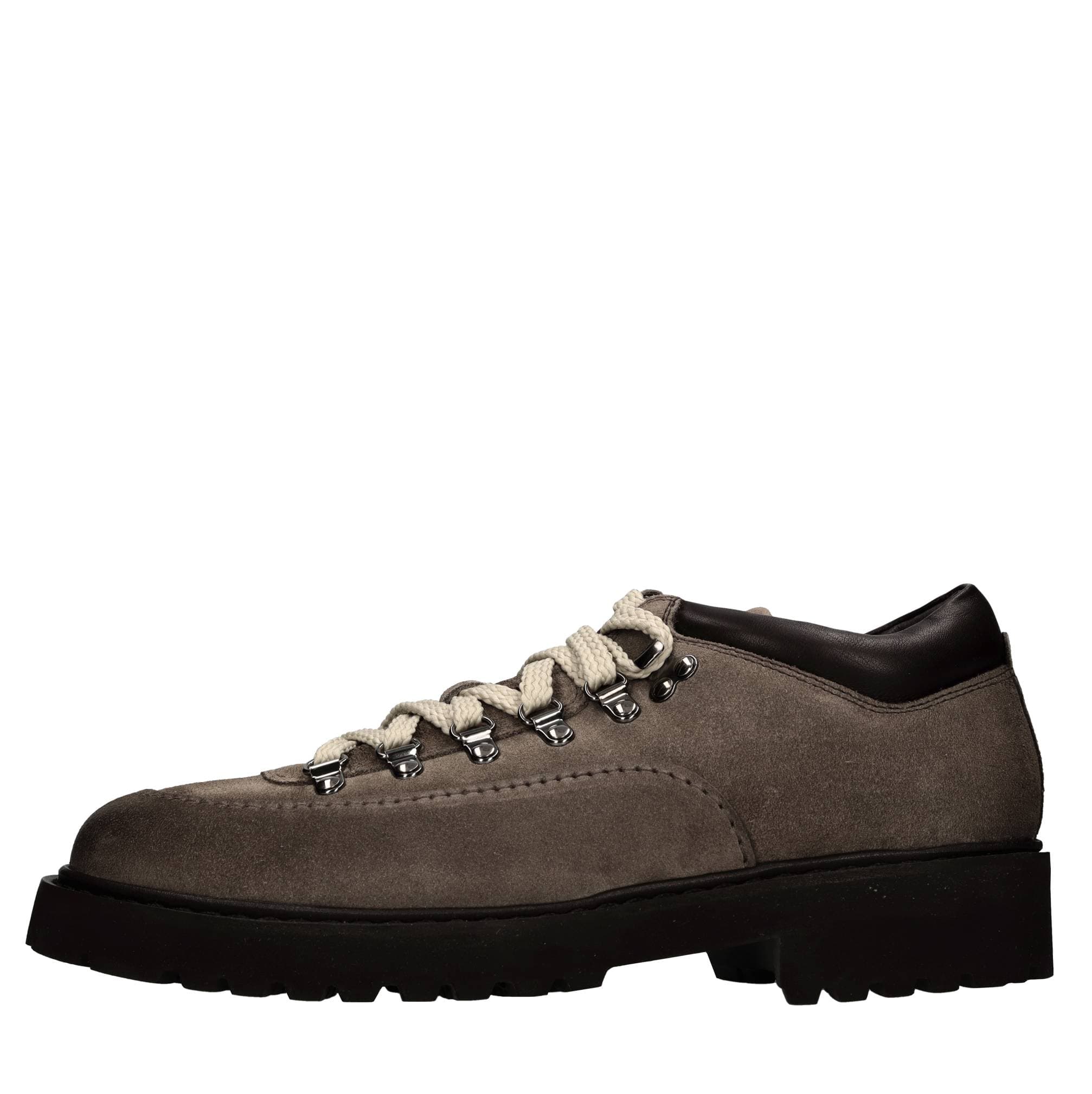 Doucal's Flat shoes