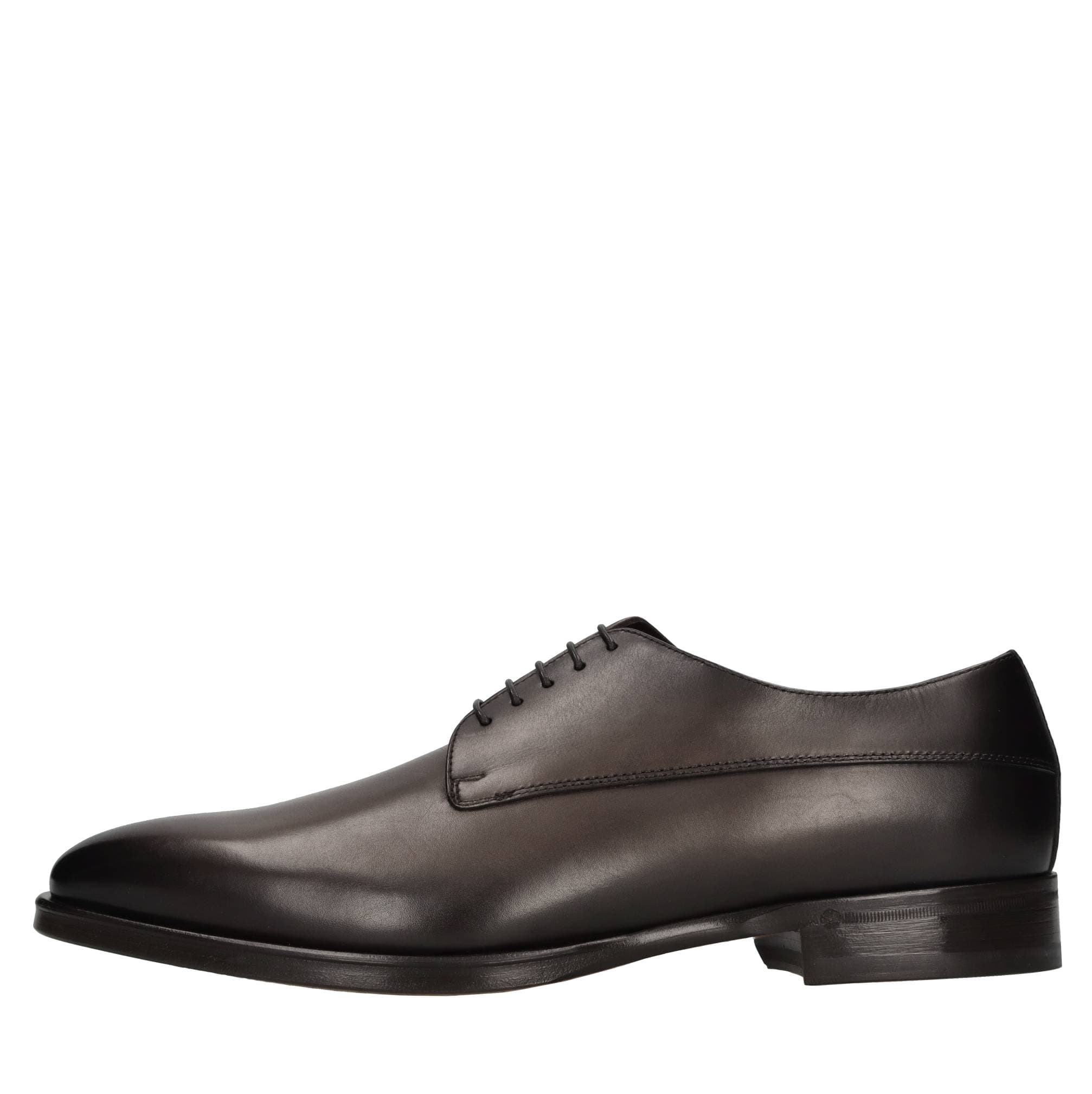 Doucal's Flat shoes