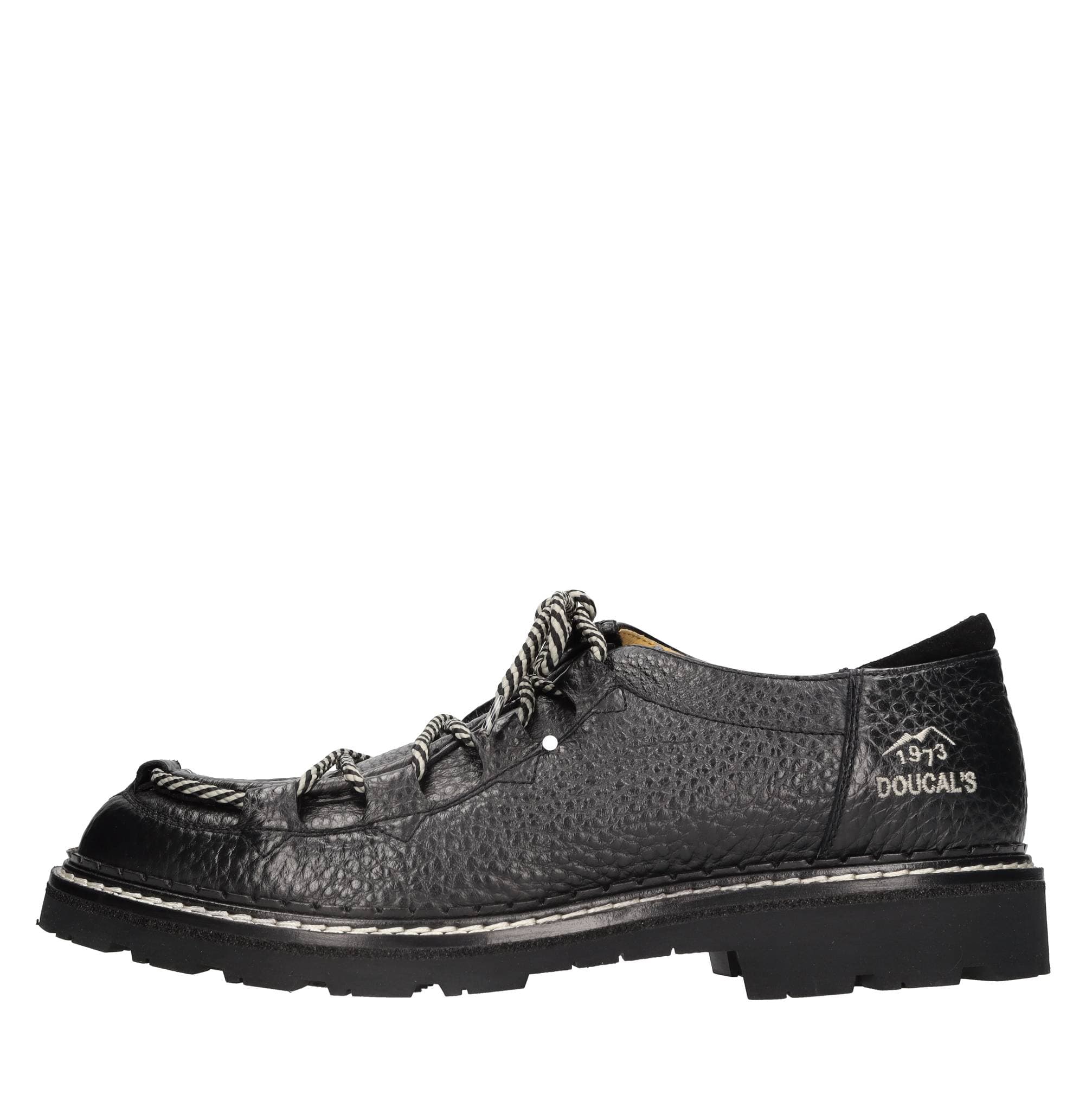 Doucal's Flat shoes