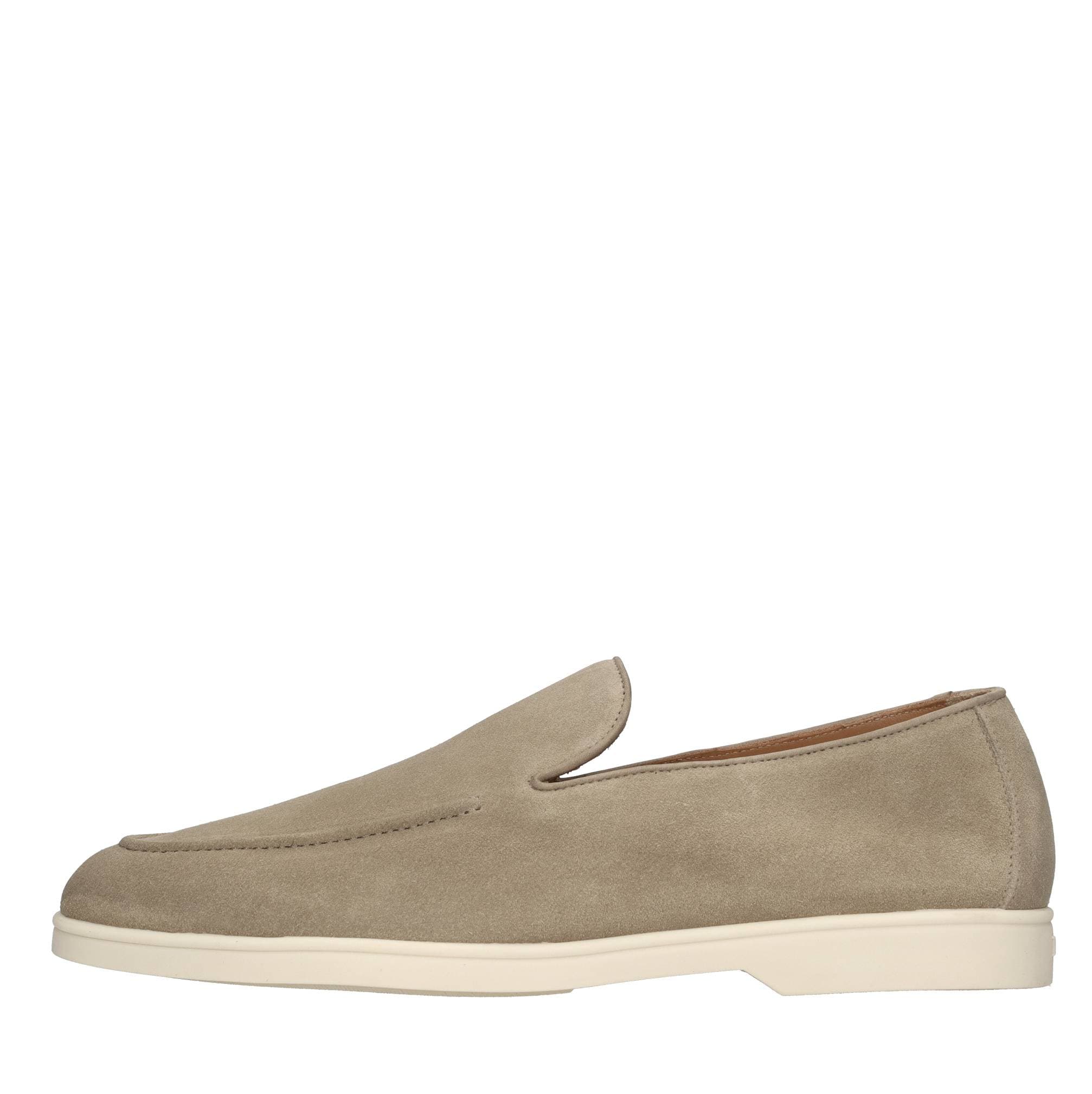 Doucal's Flat shoes