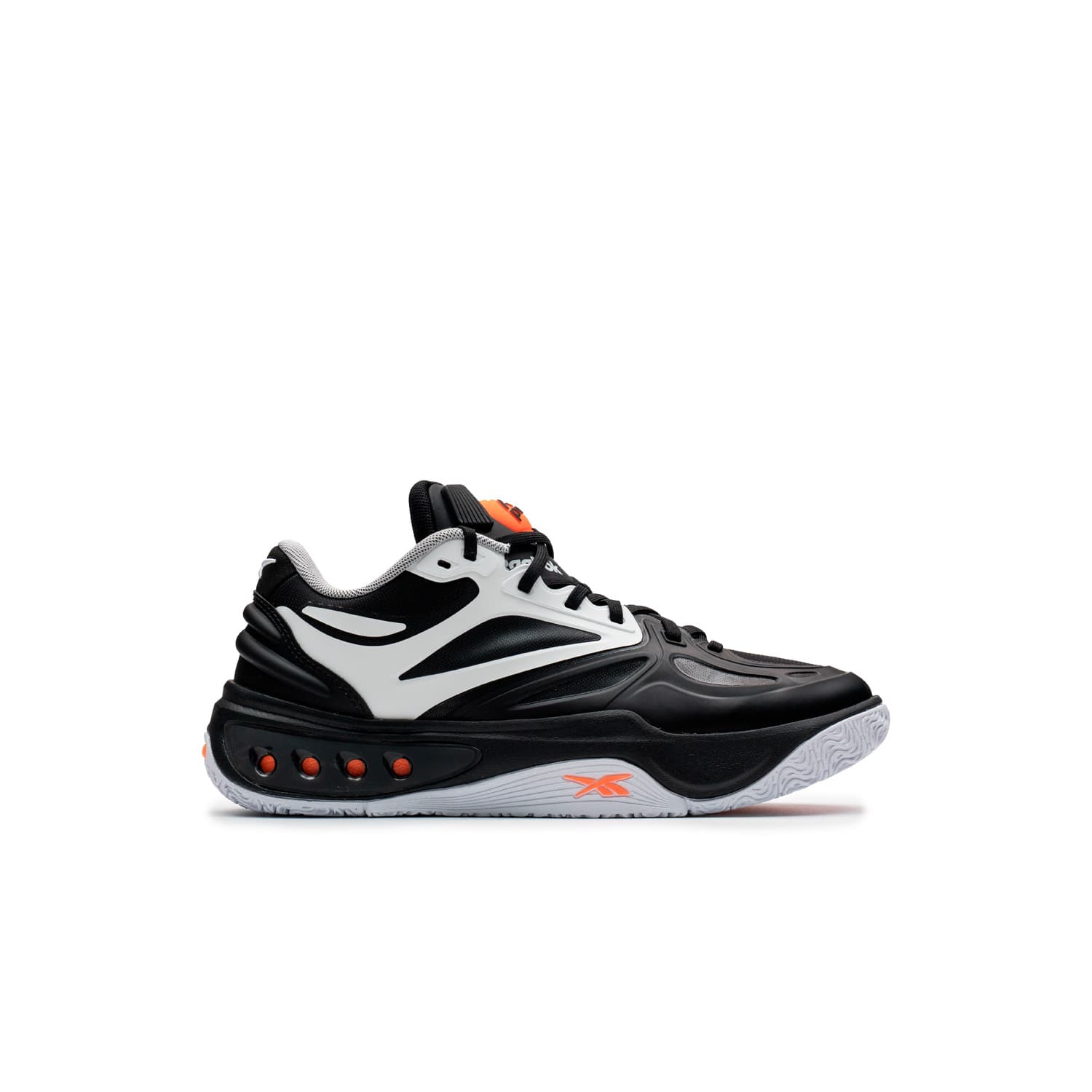Men's sneakers Reebok Engine A Pump