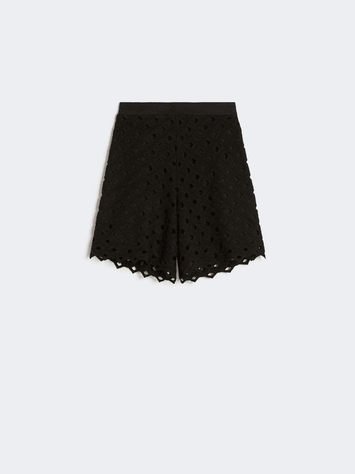 shorts woman black