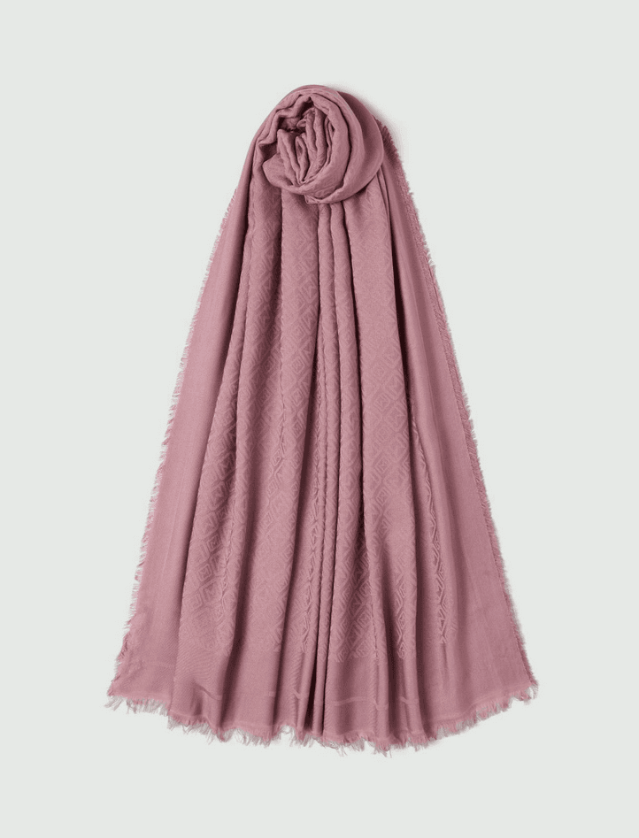 scarf woman pink