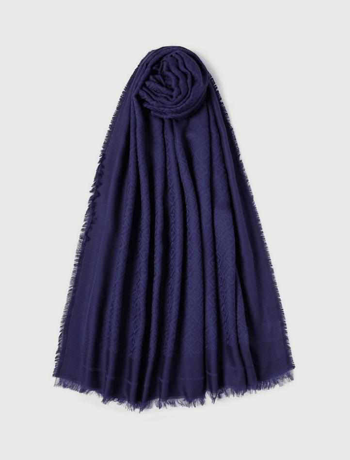 scarf woman blue