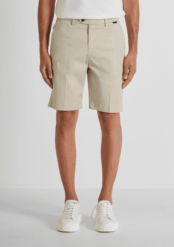shorts man safari