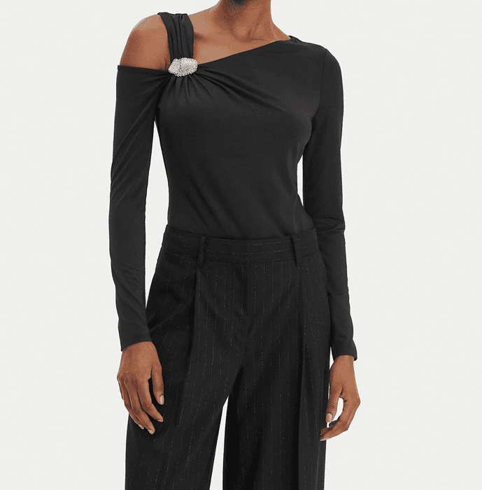 top asymmetric black woman