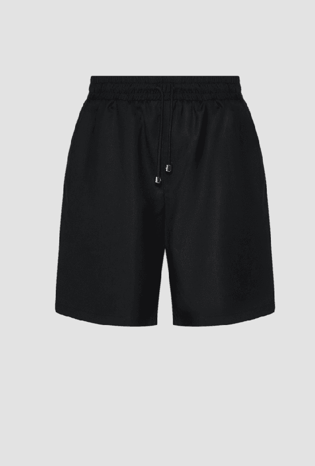 shorts man black