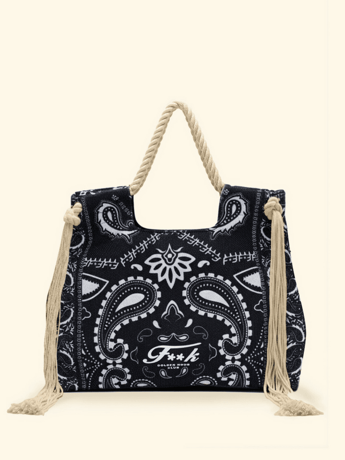 sea bag woman black