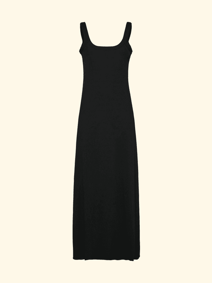 Long dress black woman