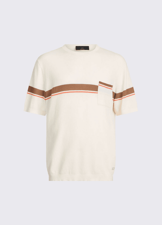 t-shirt man white