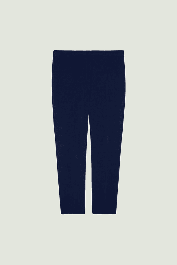 blue woman cigarette pants