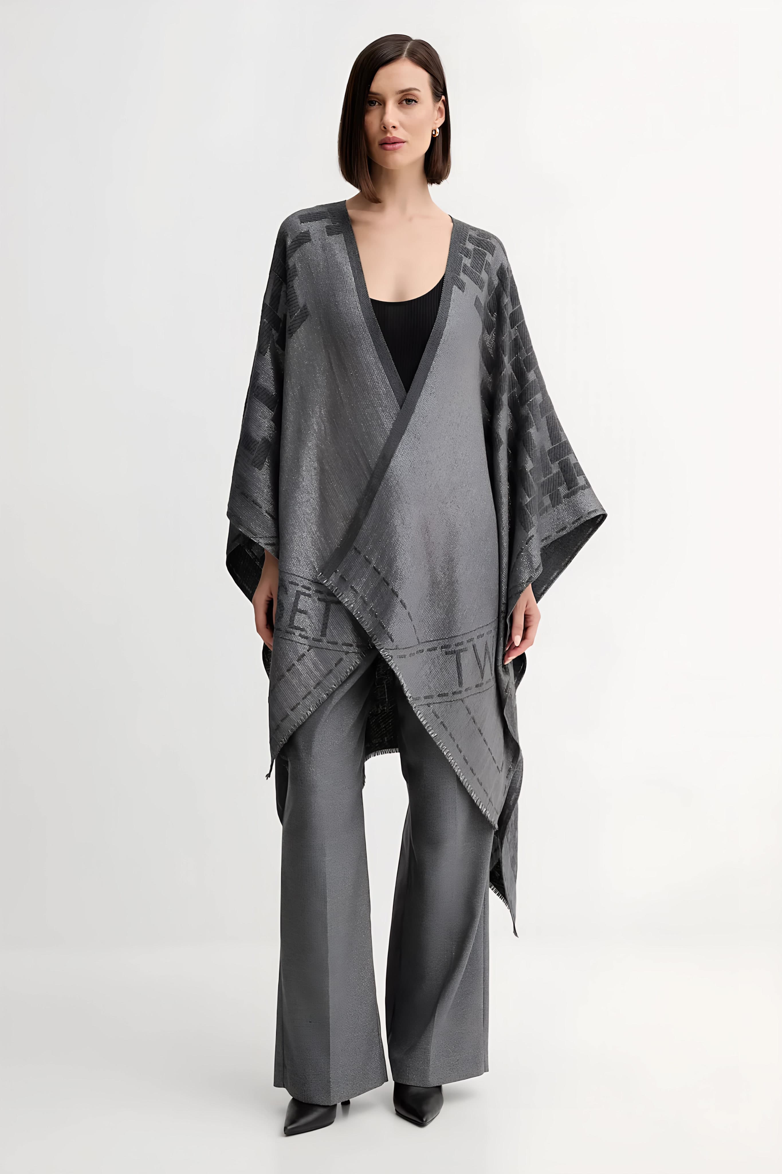Women's Poncho Twinset