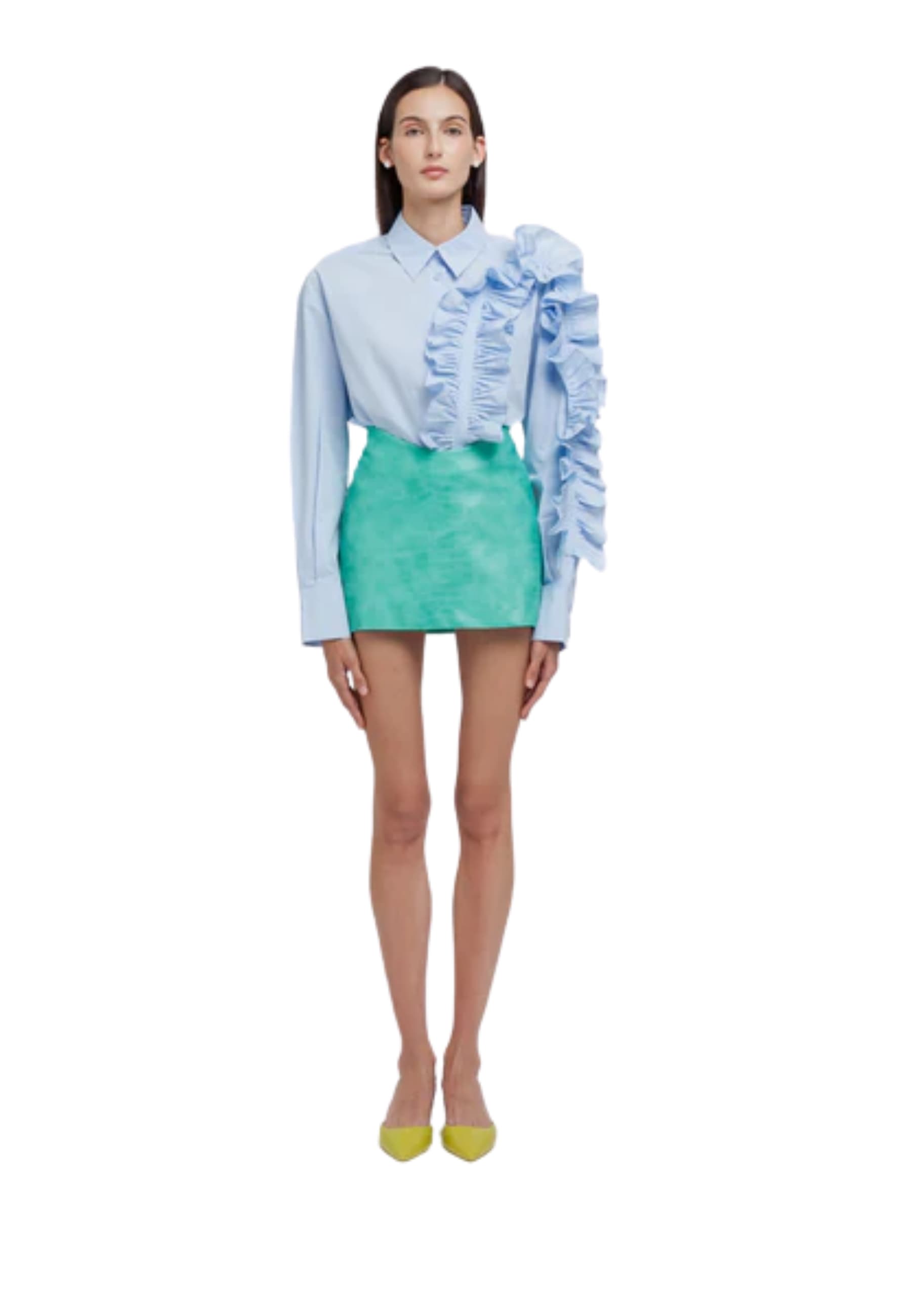 Woman Weili Zheng with ruches
