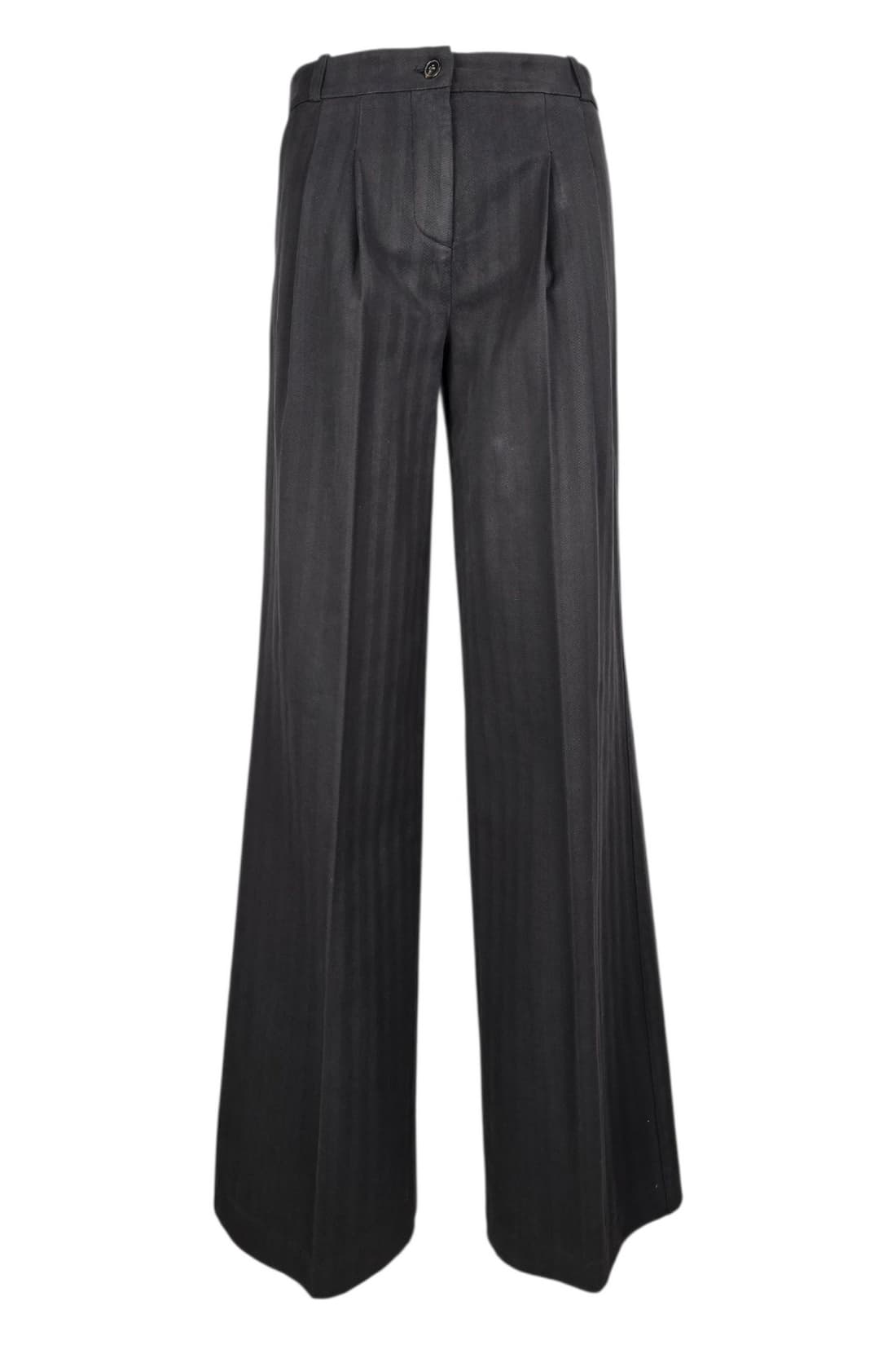 Kiltie RTW... Black