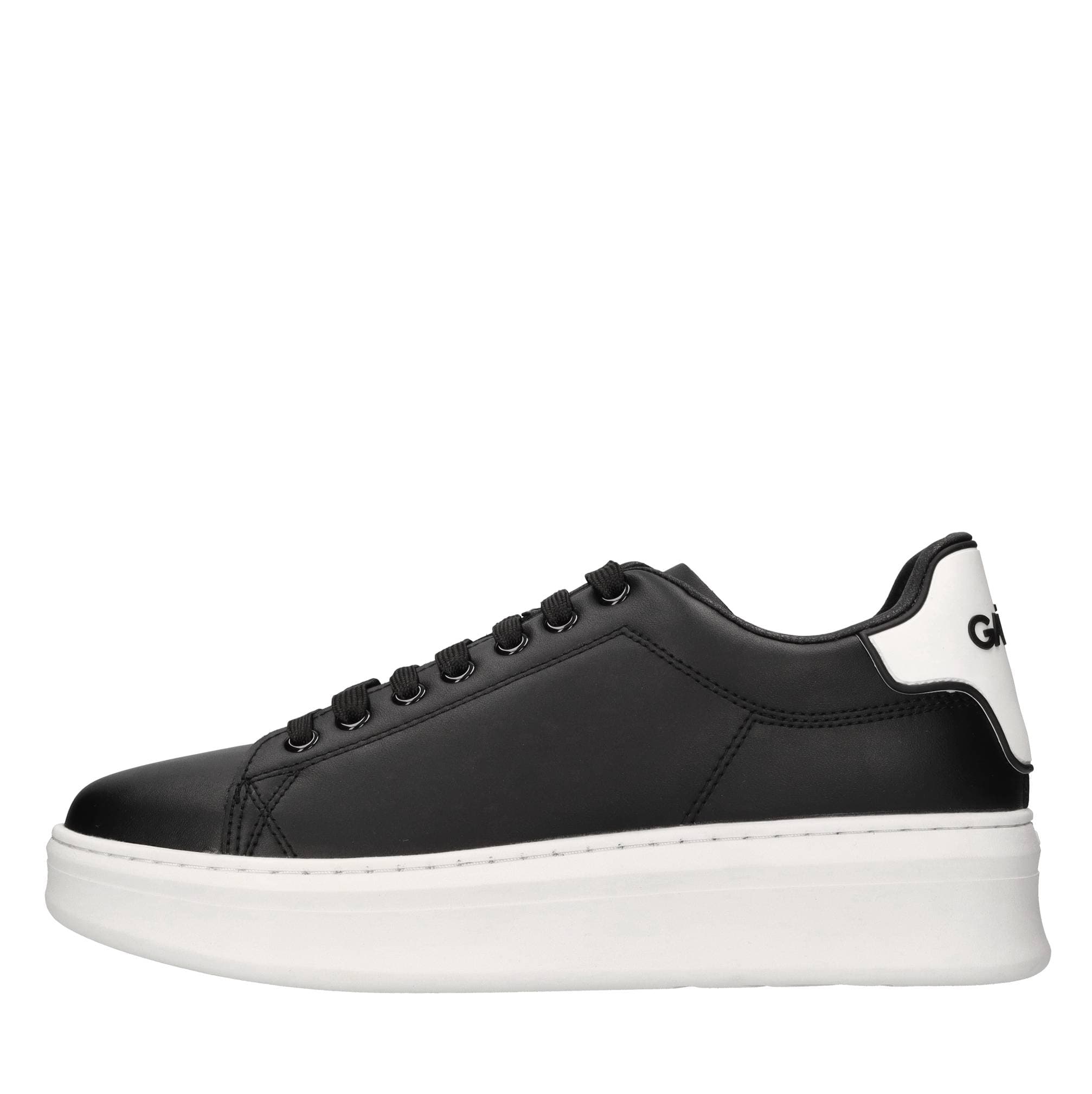 Gaelle Paris Sneakers