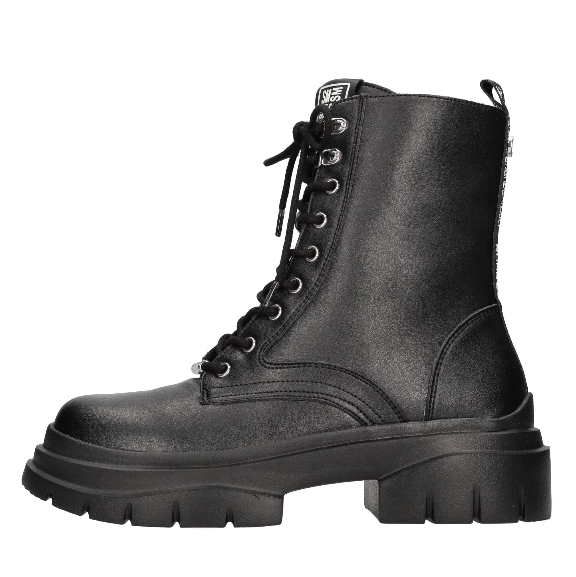 Steve Madden Boots